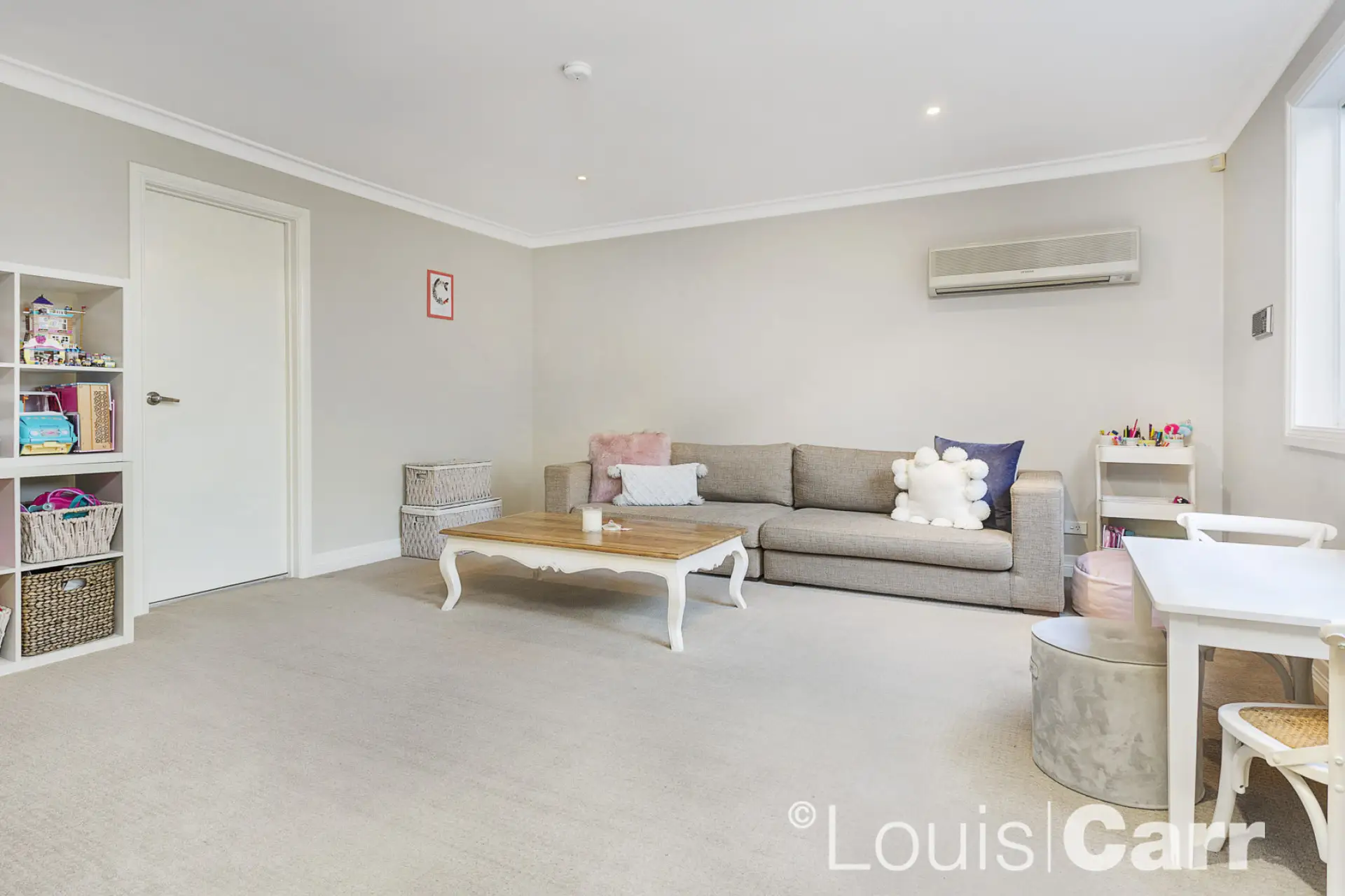 8 Drawbridge Place, Castle Hill Sold by Louis Carr Real Estate - image 4