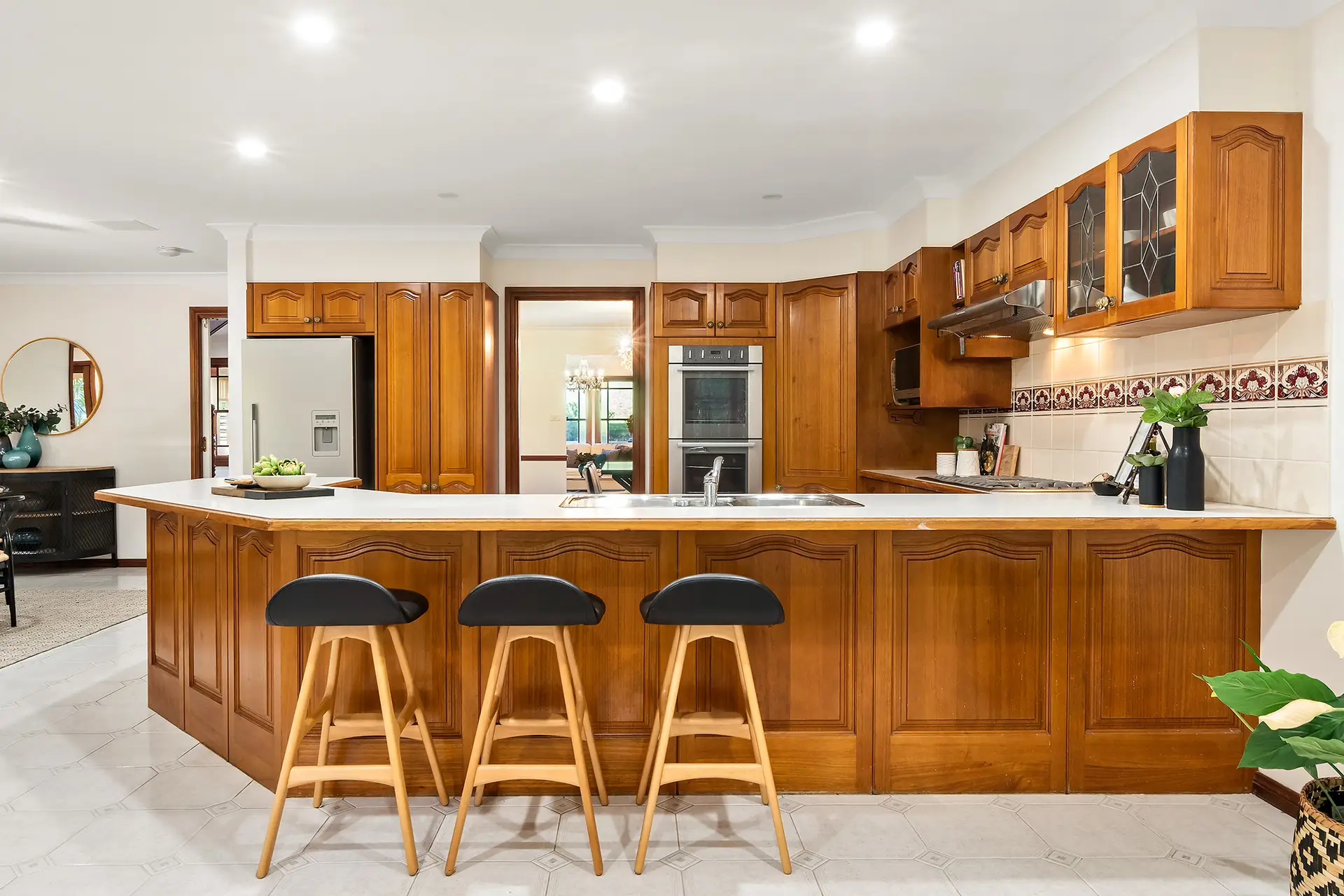 3 Bellwood Place, Castle Hill Sold by Louis Carr Real Estate - image 4