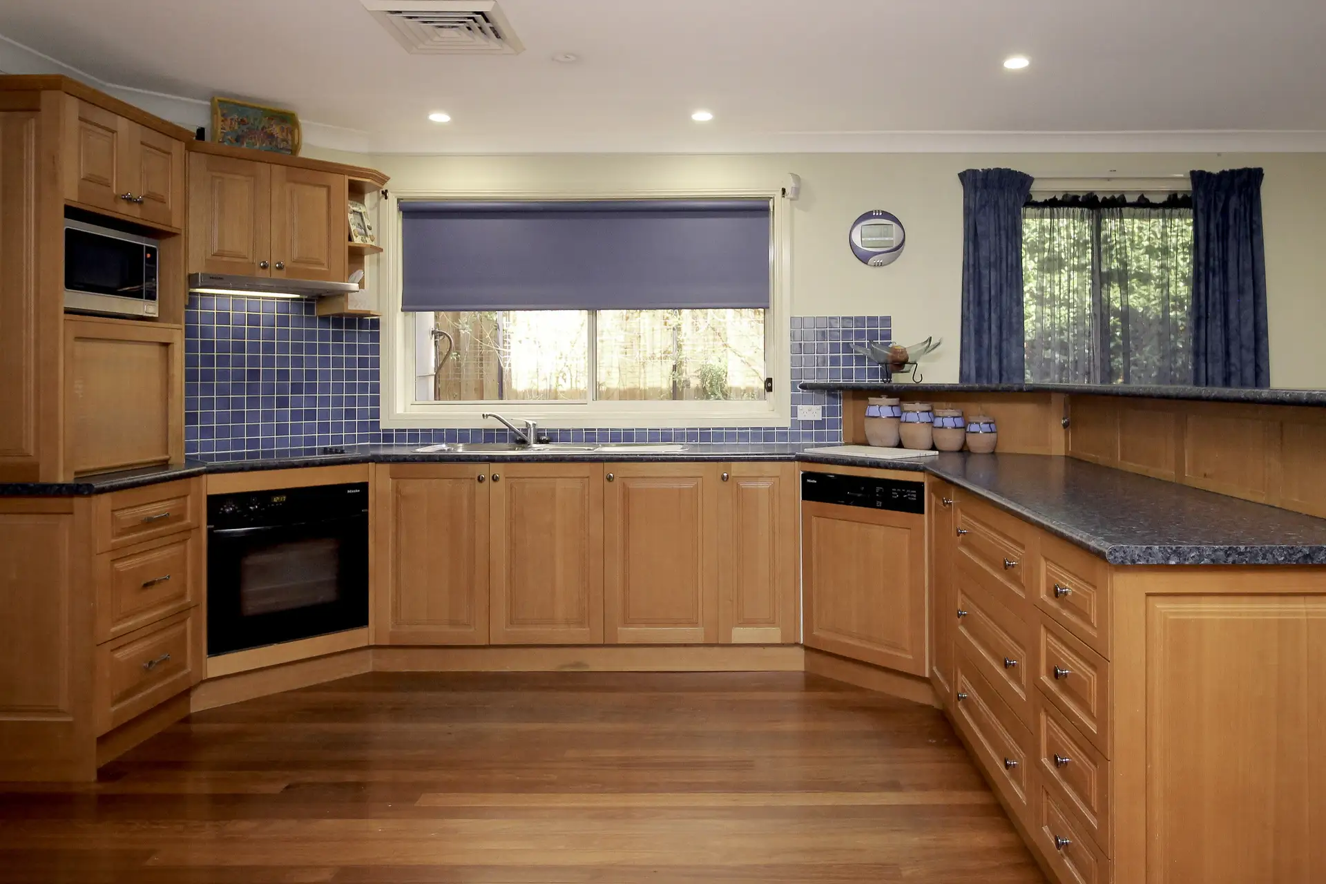 4 Carolyn Avenue, Carlingford Sold by Louis Carr Real Estate - image 2