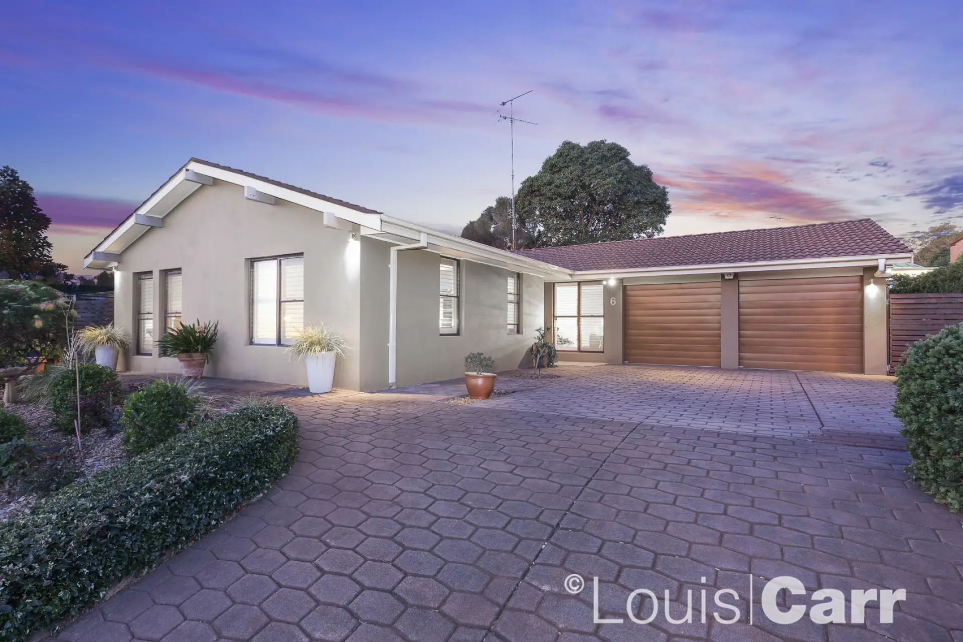 6 Turret Place, Castle Hill Sold by Louis Carr Real Estate - image 1