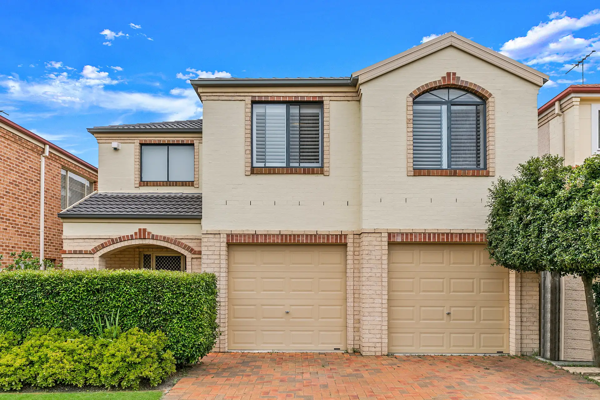 6 Sirrius Close, Beaumont Hills Sold by Louis Carr Real Estate - image 1