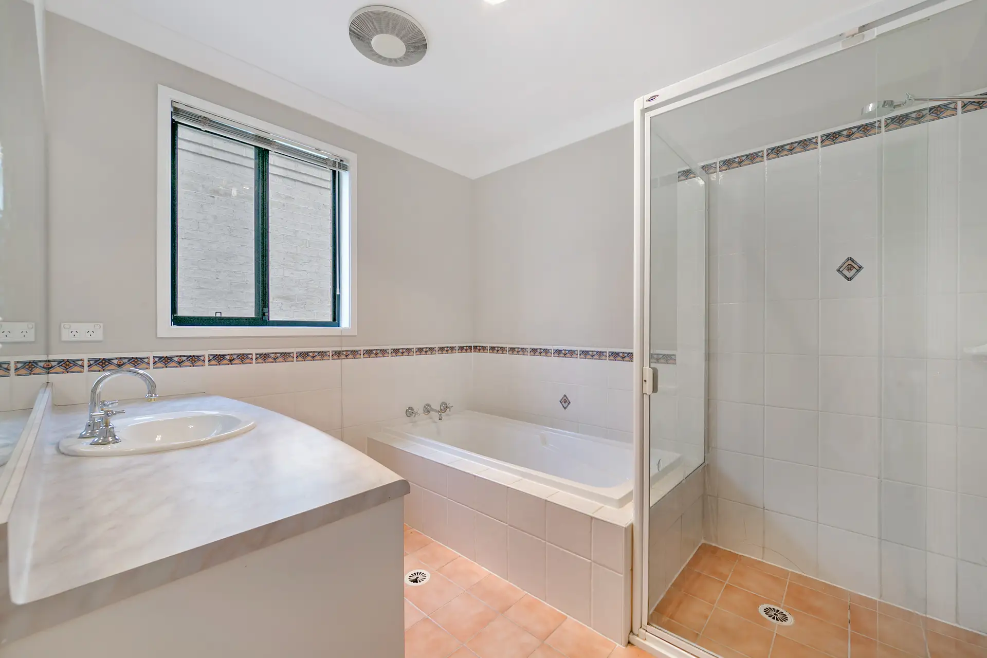 6 Sirrius Close, Beaumont Hills Sold by Louis Carr Real Estate - image 9