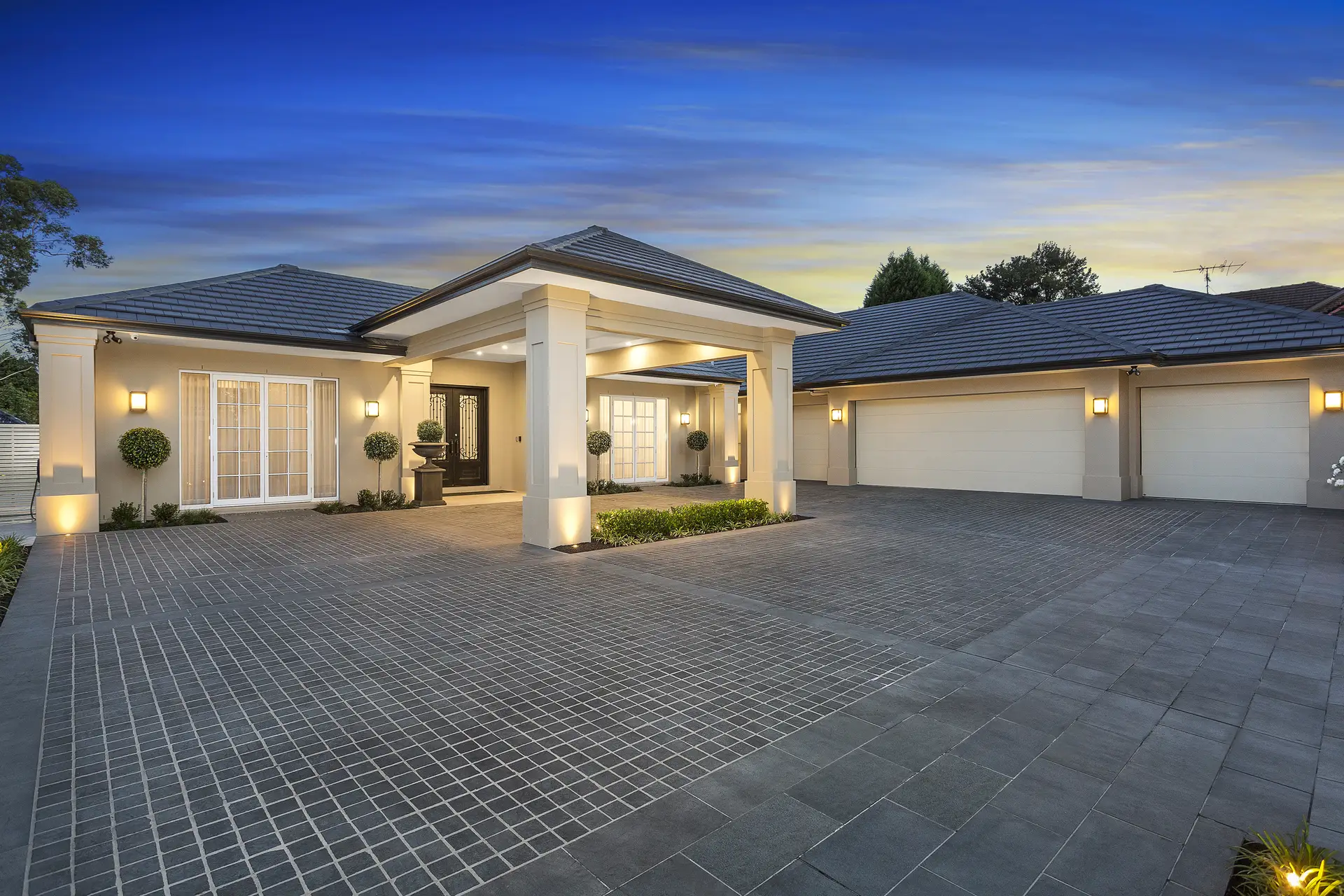 15 Sandhurst Crescent, Glenhaven Sold by Louis Carr Real Estate - image 1