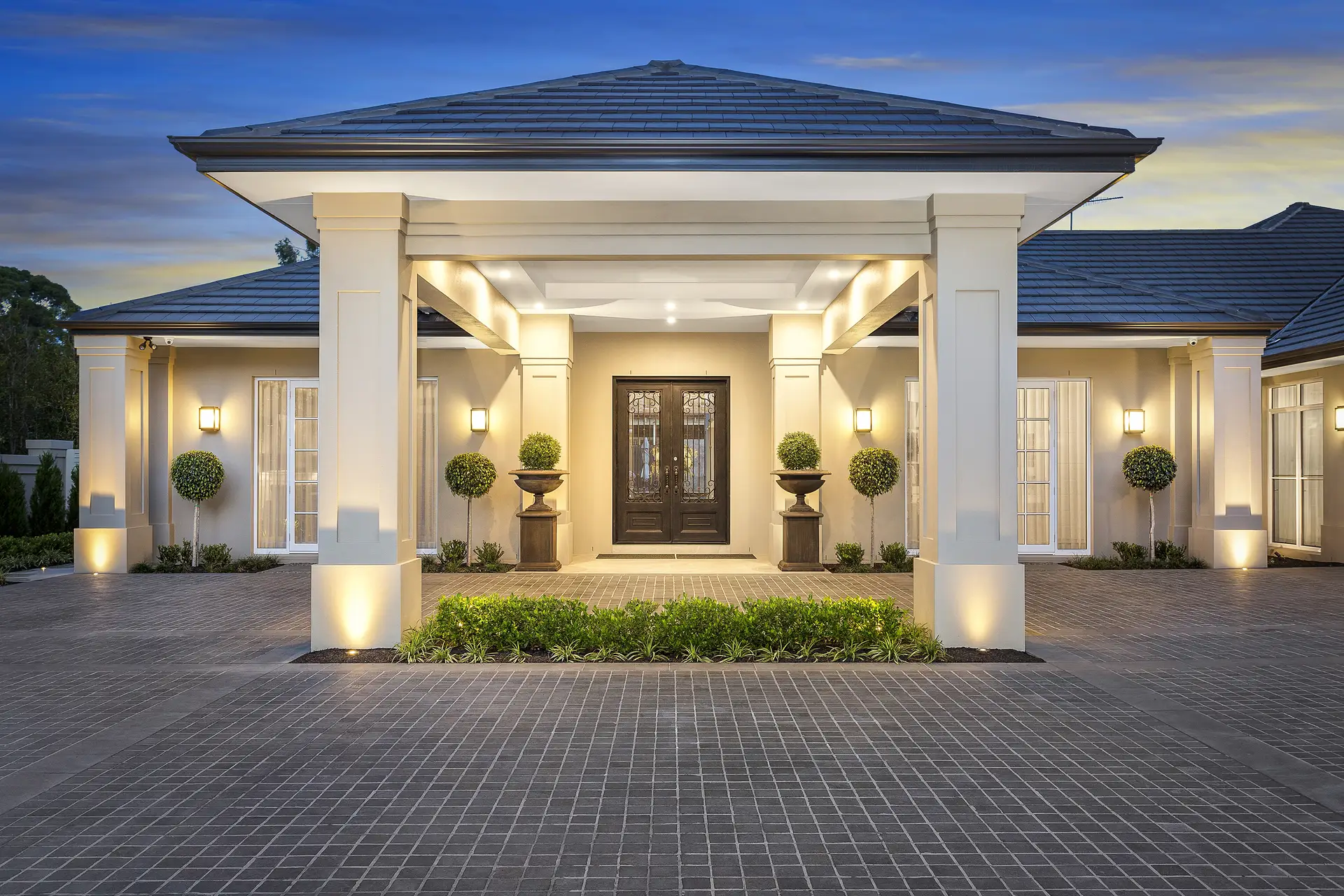 15 Sandhurst Crescent, Glenhaven Sold by Louis Carr Real Estate - image 2