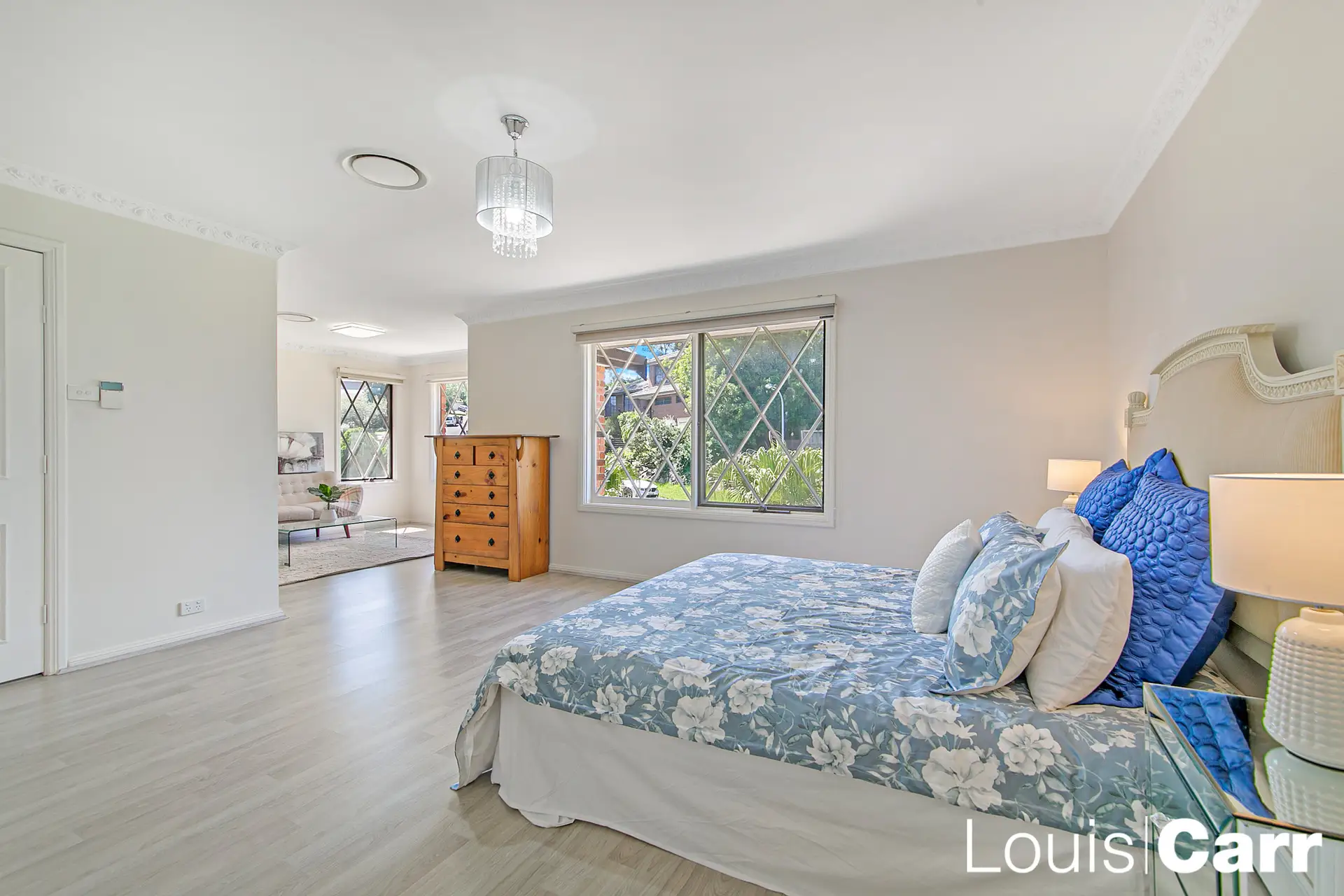 2 Fairgreen Place, Castle Hill Sold by Louis Carr Real Estate - image 4