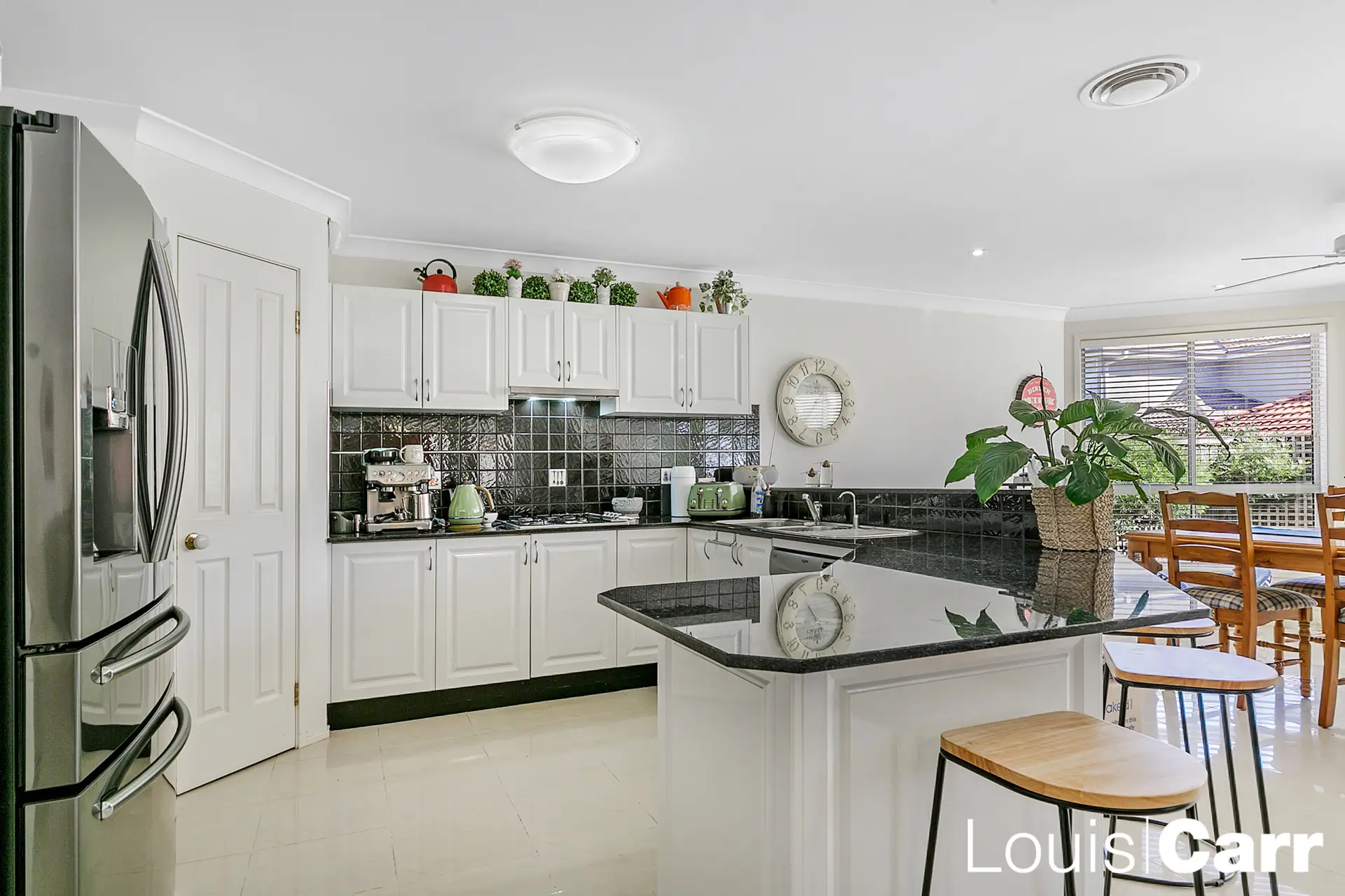 41 Drummond Road, Beaumont Hills Sold by Louis Carr Real Estate - image 3