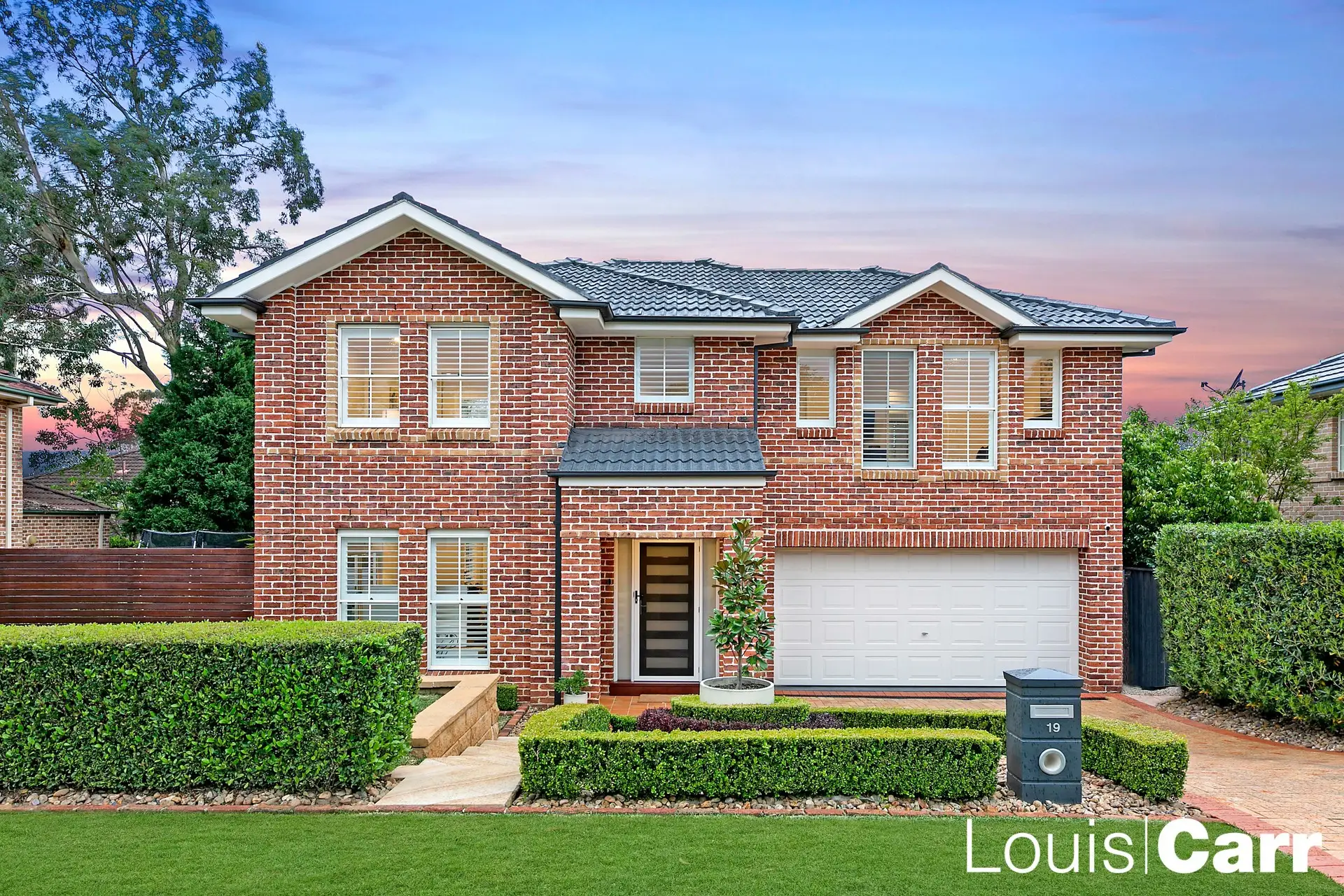 19 Windarra Place, Castle Hill Sold by Louis Carr Real Estate - image 1