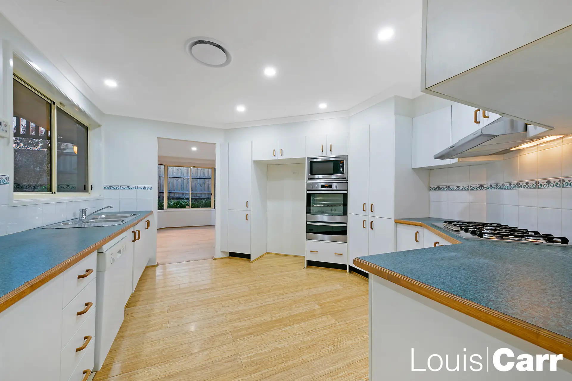 39 Patya Circuit, Kellyville Sold by Louis Carr Real Estate - image 4
