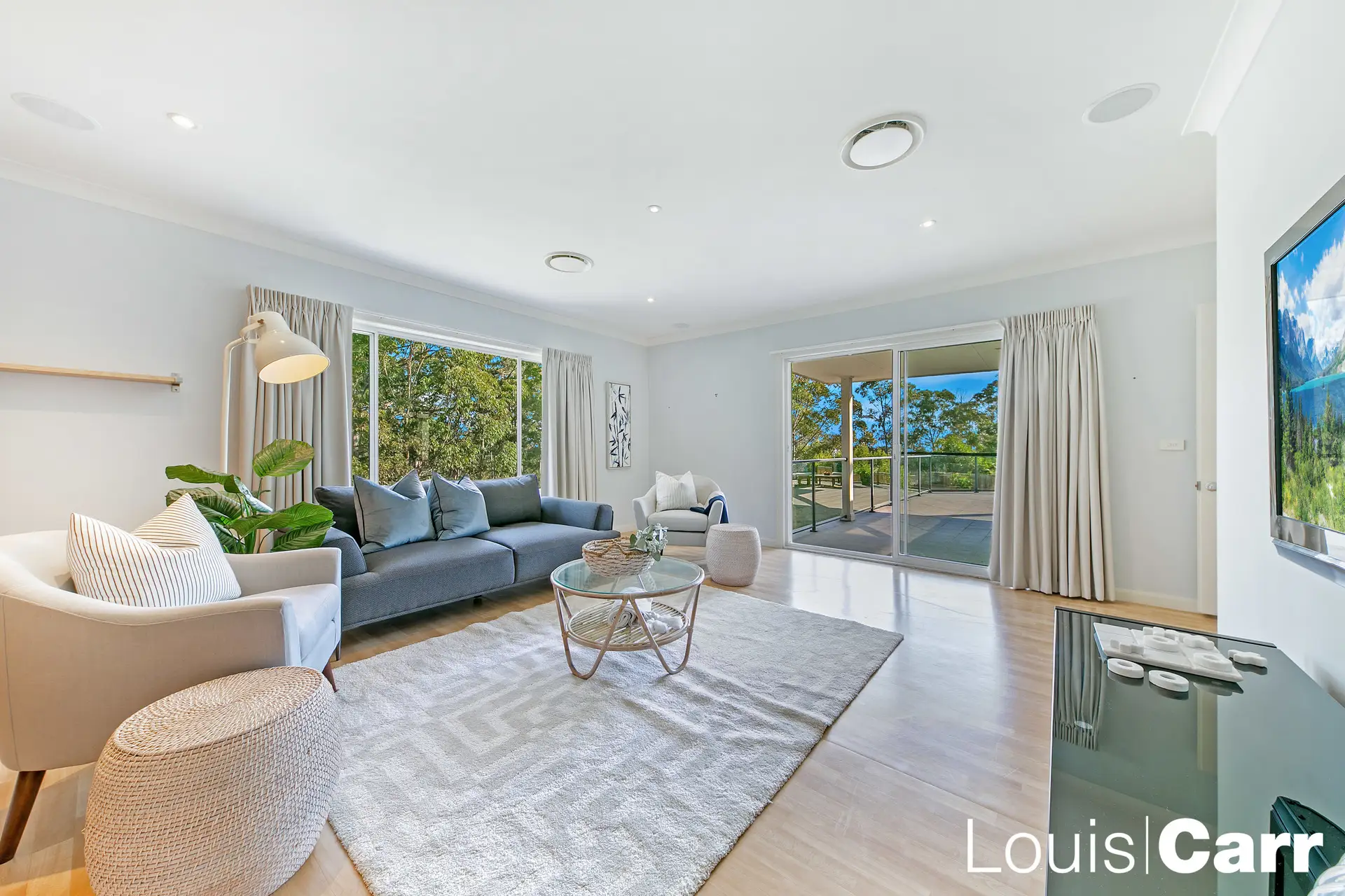 22 Huntingdale Circle, Castle Hill Sold by Louis Carr Real Estate - image 6