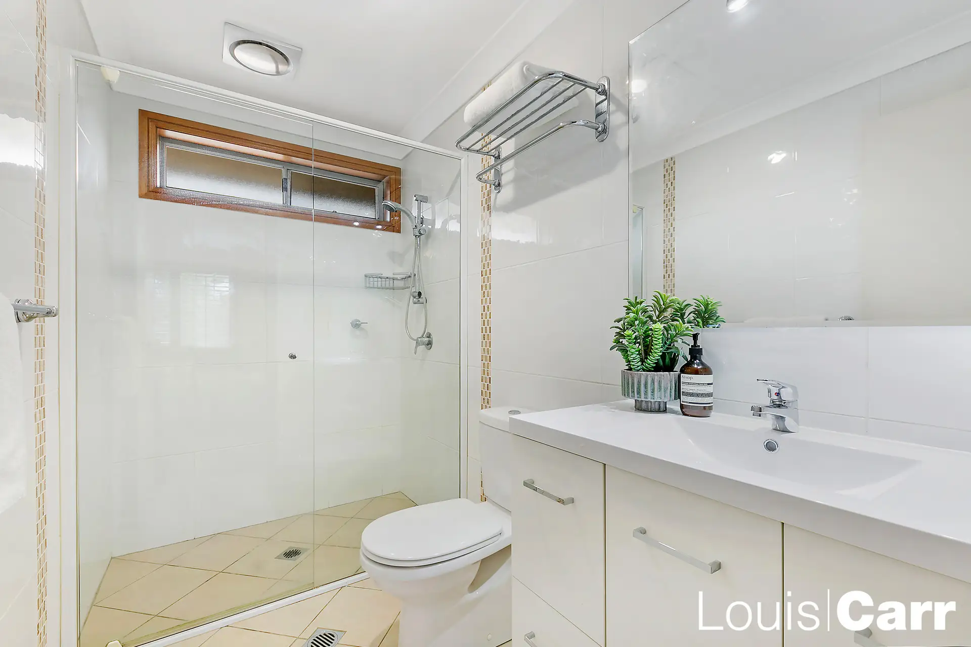 121 Ridgecrop Drive, Castle Hill Sold by Louis Carr Real Estate - image 8