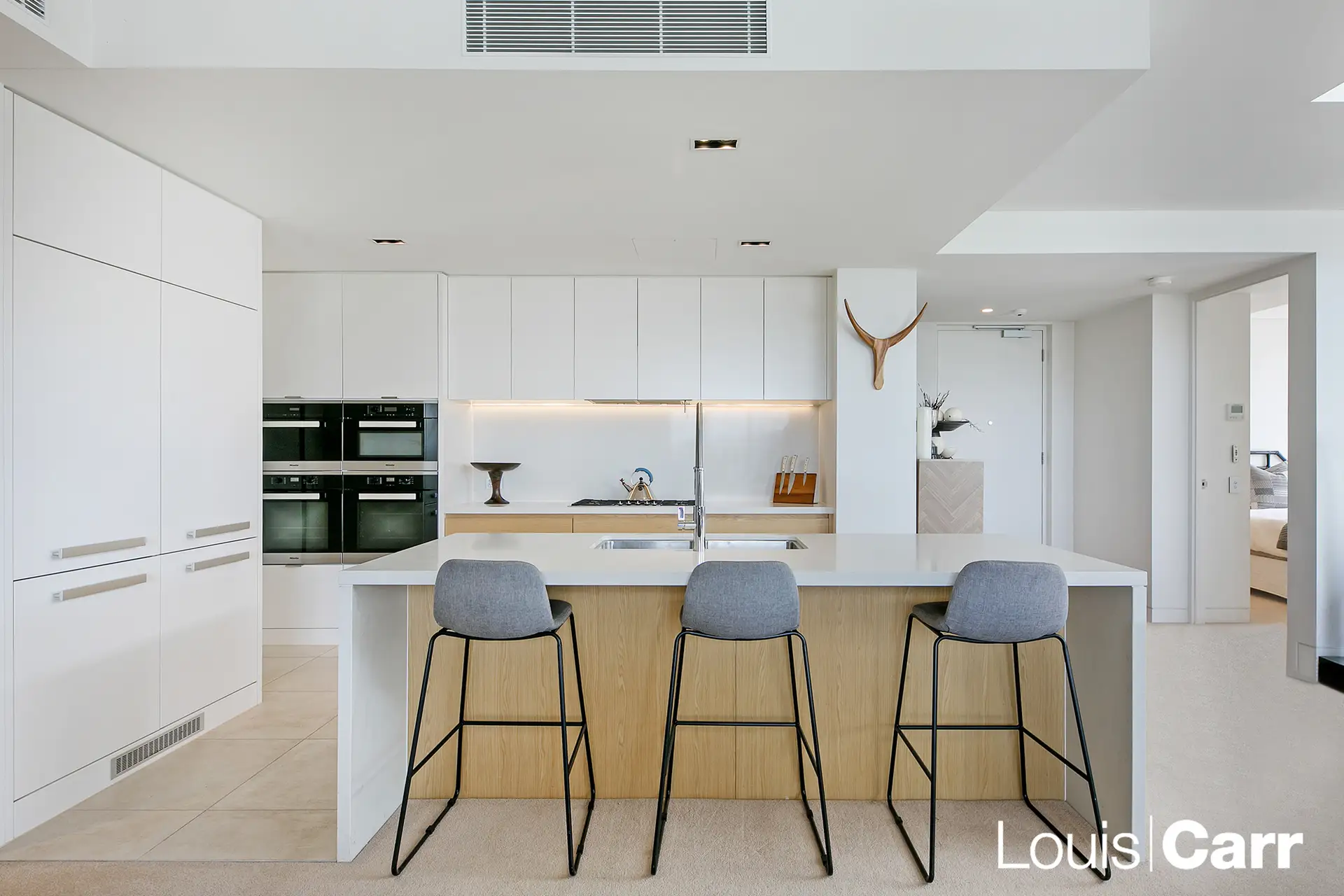 75/38 Solent Circuit, Norwest Sold by Louis Carr Real Estate - image 2