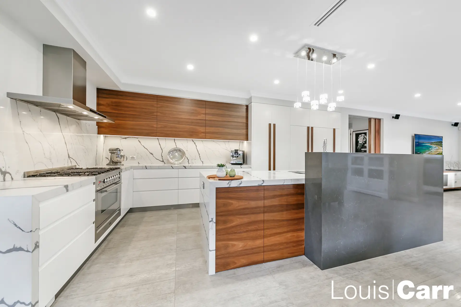 16 Willandra Crescent, North Kellyville Sold by Louis Carr Real Estate - image 4
