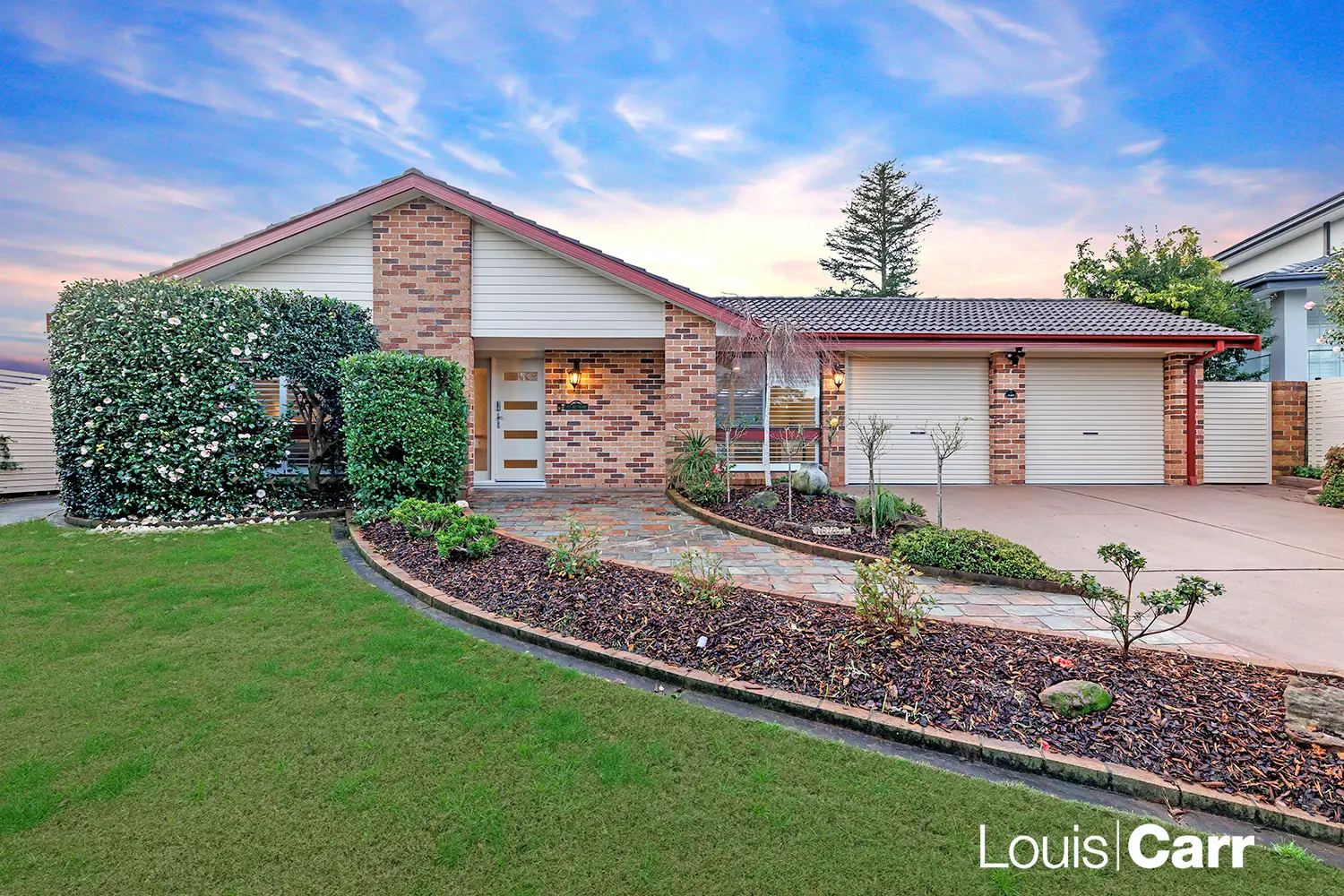 4 Squire Place, Castle Hill Sold by Louis Carr Real Estate - image 1
