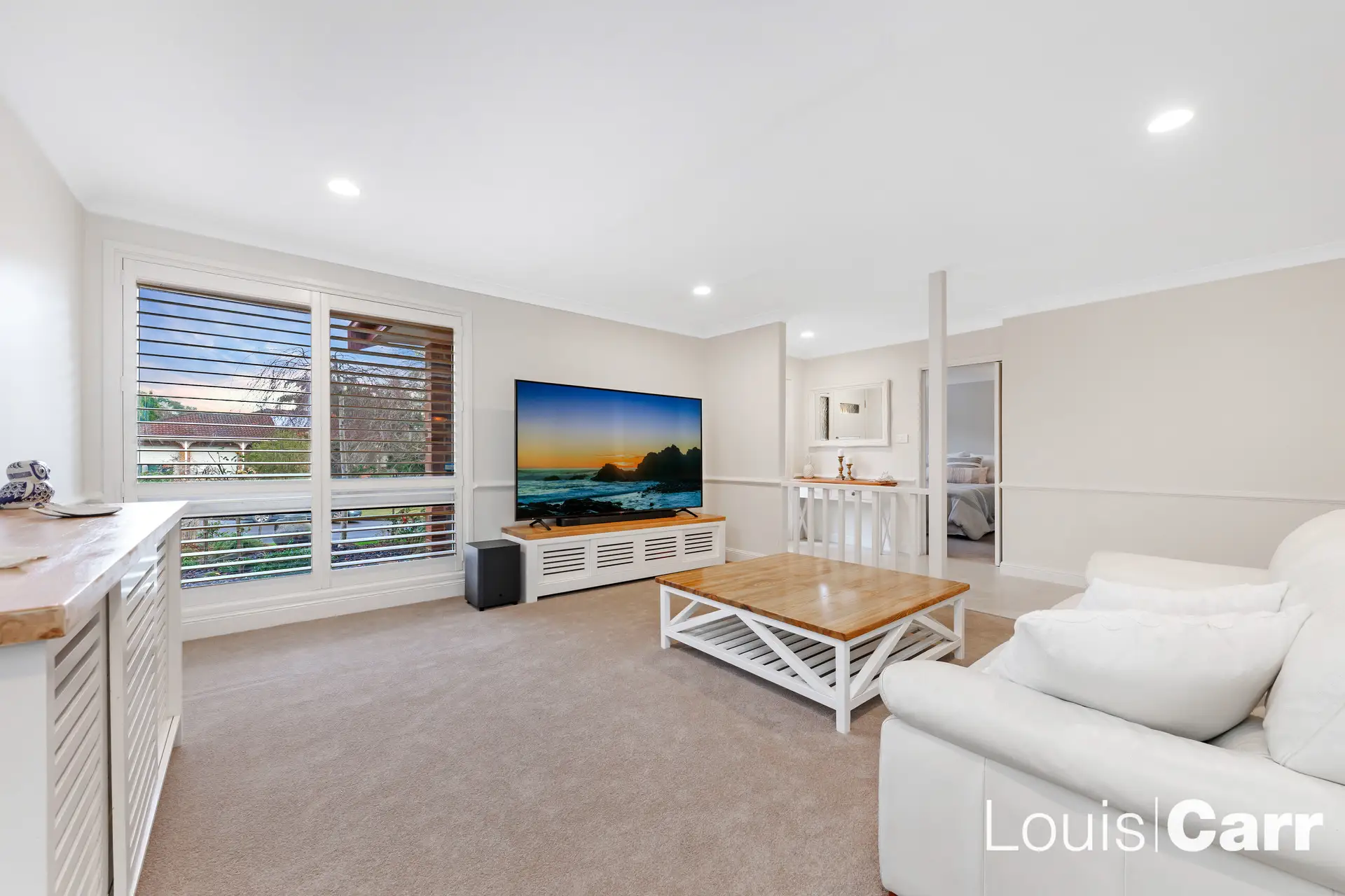4 Squire Place, Castle Hill Sold by Louis Carr Real Estate - image 3