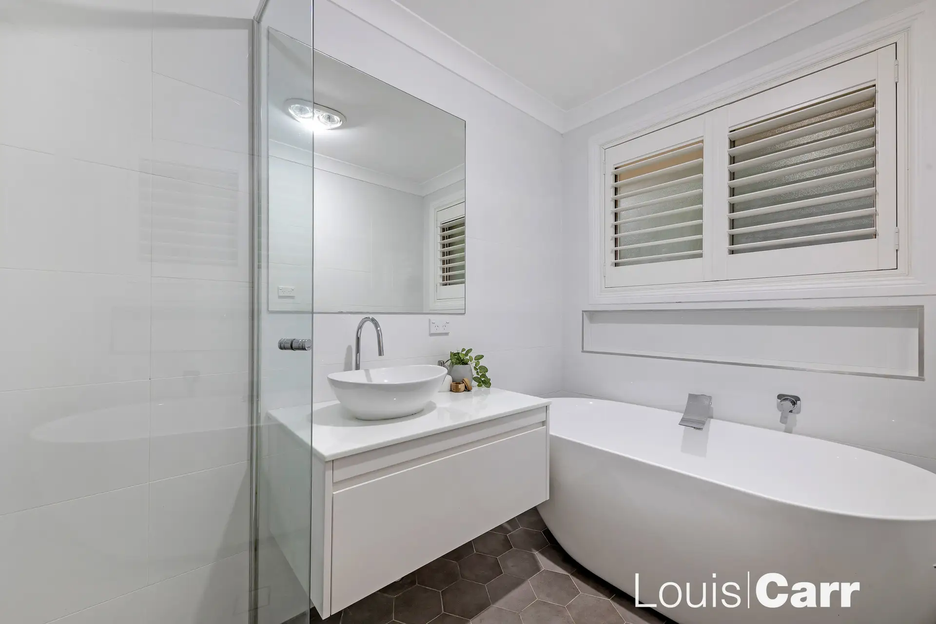 1/33 Kerrs Road, Castle Hill Sold by Louis Carr Real Estate - image 9