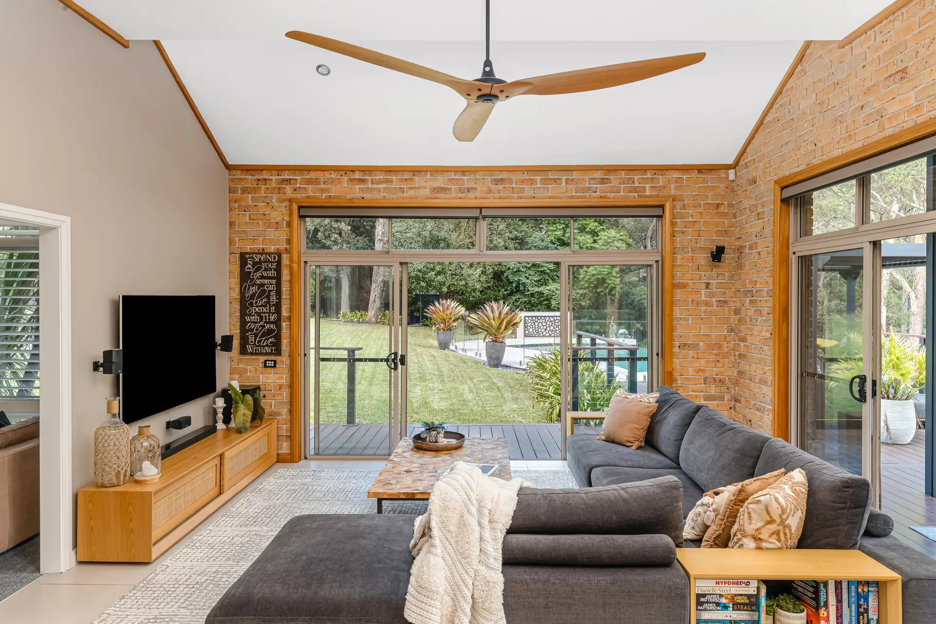8 Sylvan Grove, Glenhaven Sold by Louis Carr Real Estate - image 8