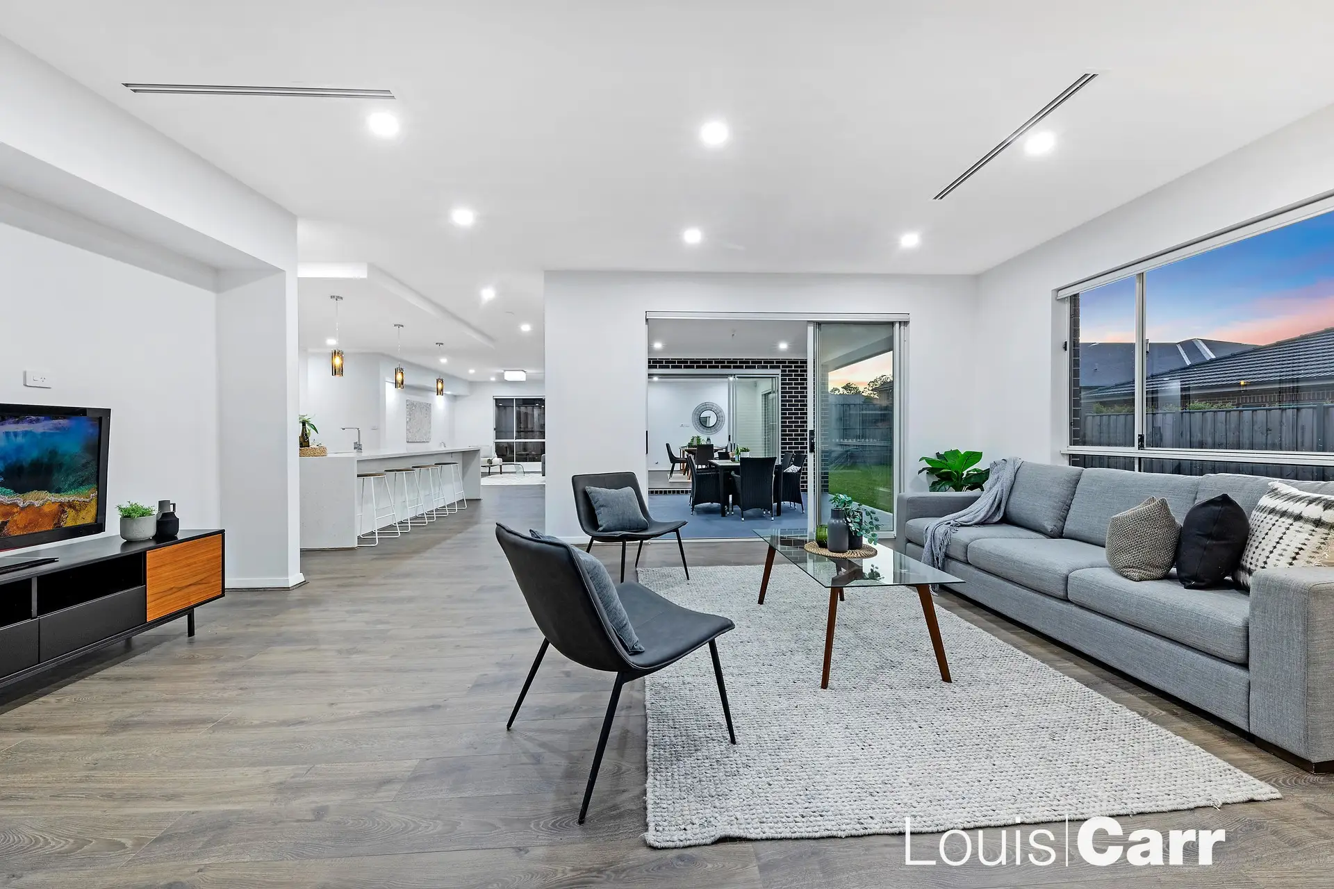13 Aplite Circuit, Gables Sold by Louis Carr Real Estate - image 4