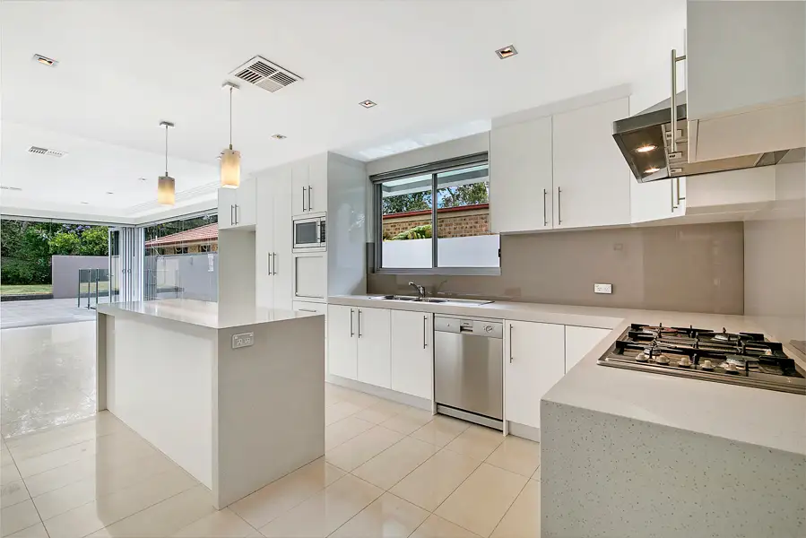 7b Woodlands Street, Baulkham Hills Leased by Louis Carr Real Estate - image 6