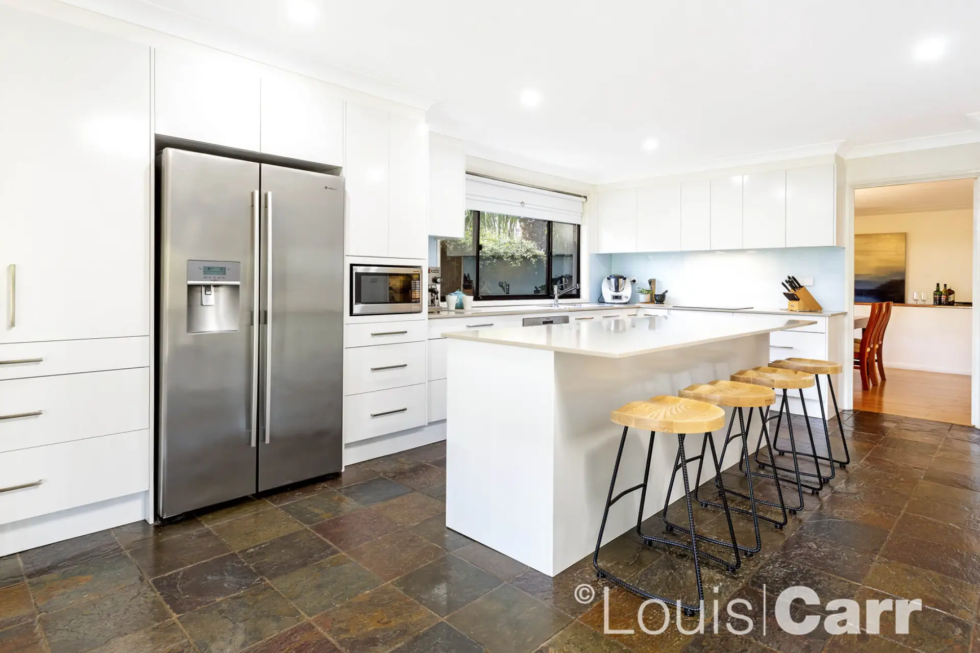 96 Ridgecrop Drive, Castle Hill Leased by Louis Carr Real Estate - image 2