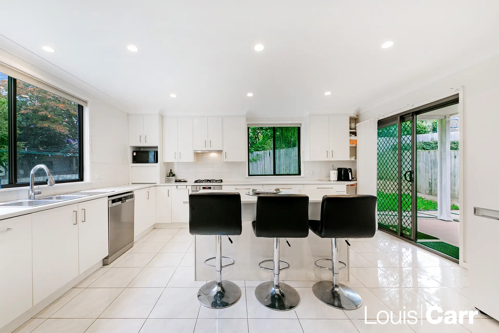 6 Carole Avenue, Baulkham Hills Leased by Louis Carr Real Estate - image 4