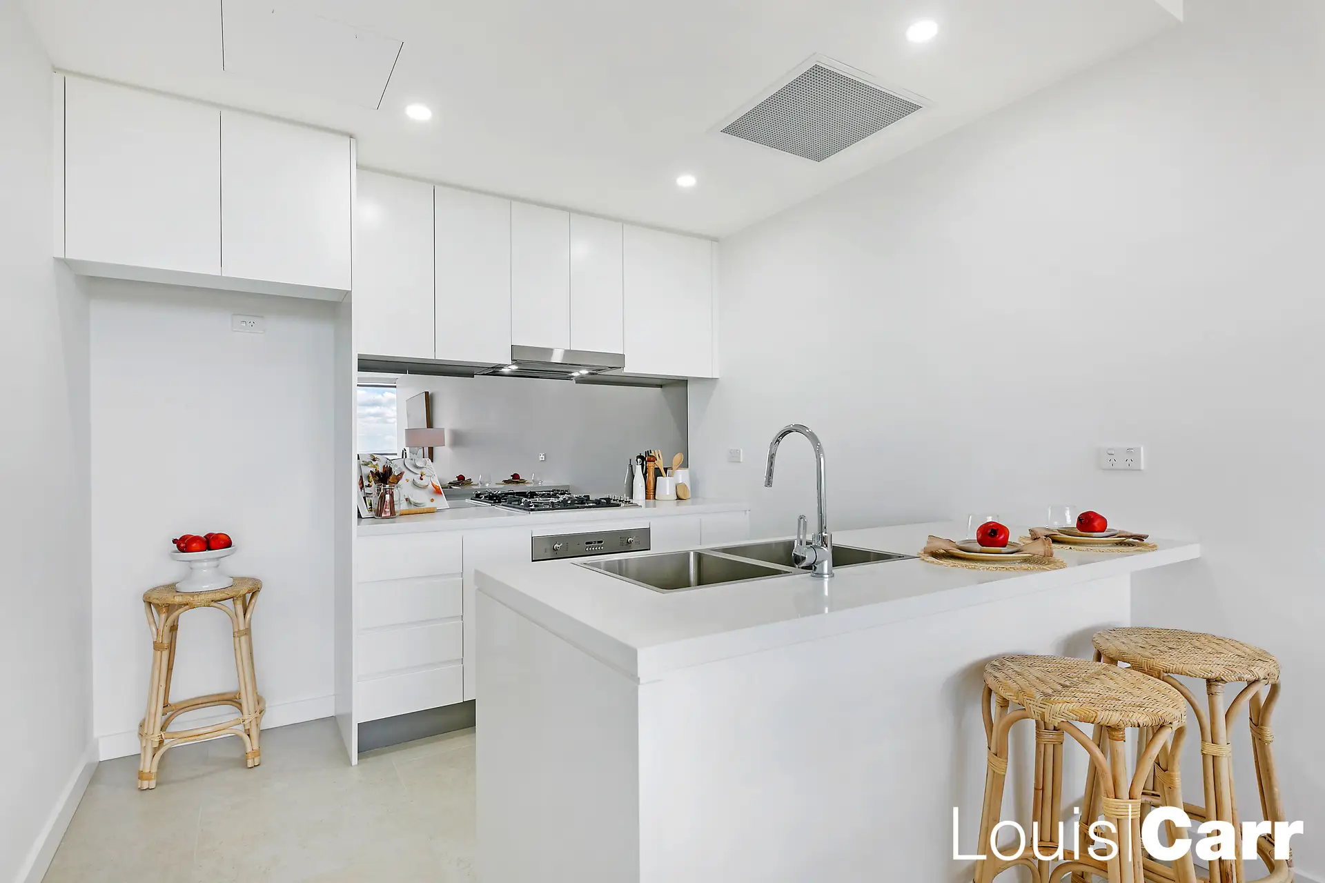1005/9 Gay Street, Castle Hill Leased by Louis Carr Real Estate - image 2