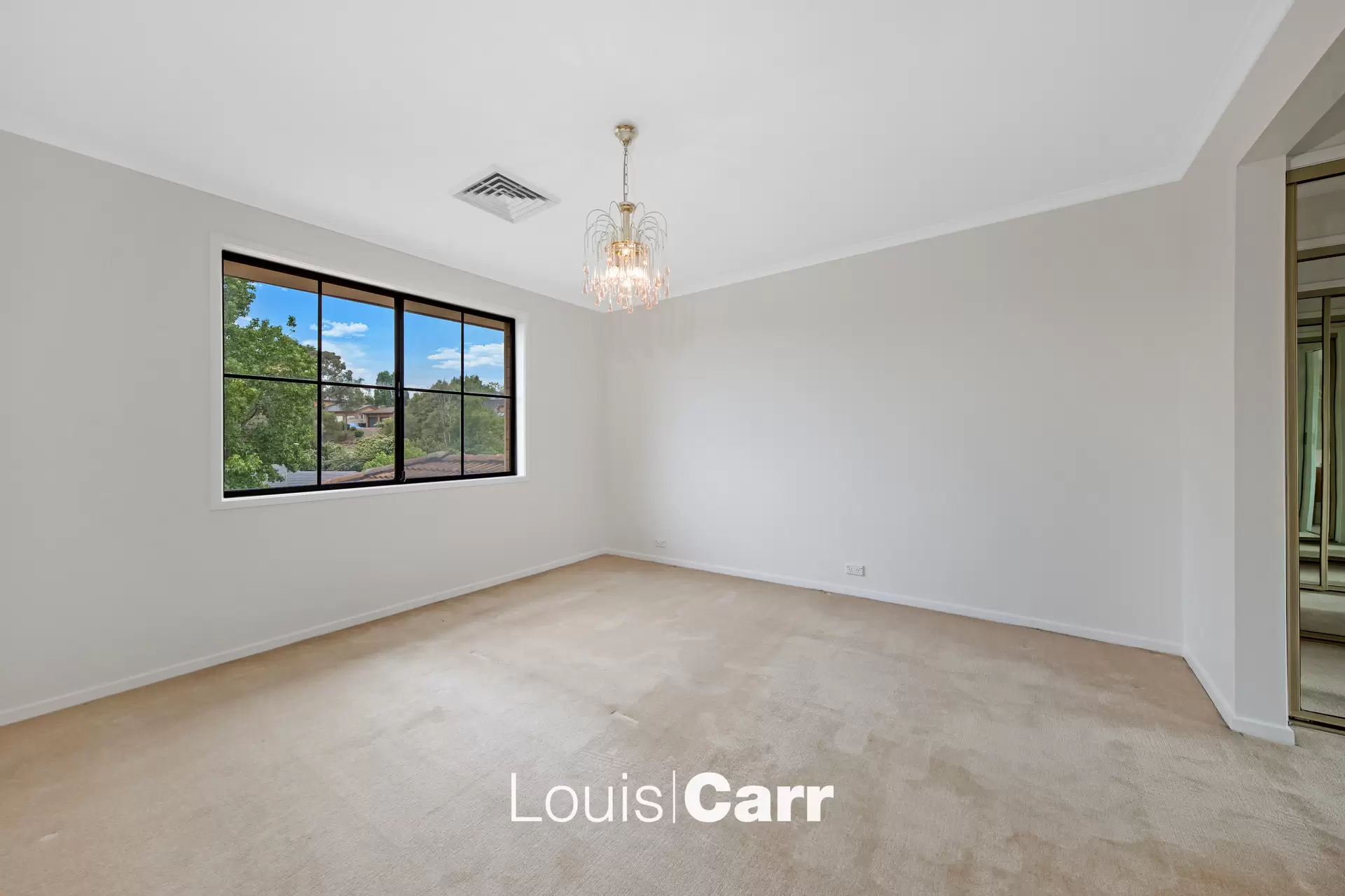 4 Drawbridge Place, Castle Hill Sold by Louis Carr Real Estate - image 8
