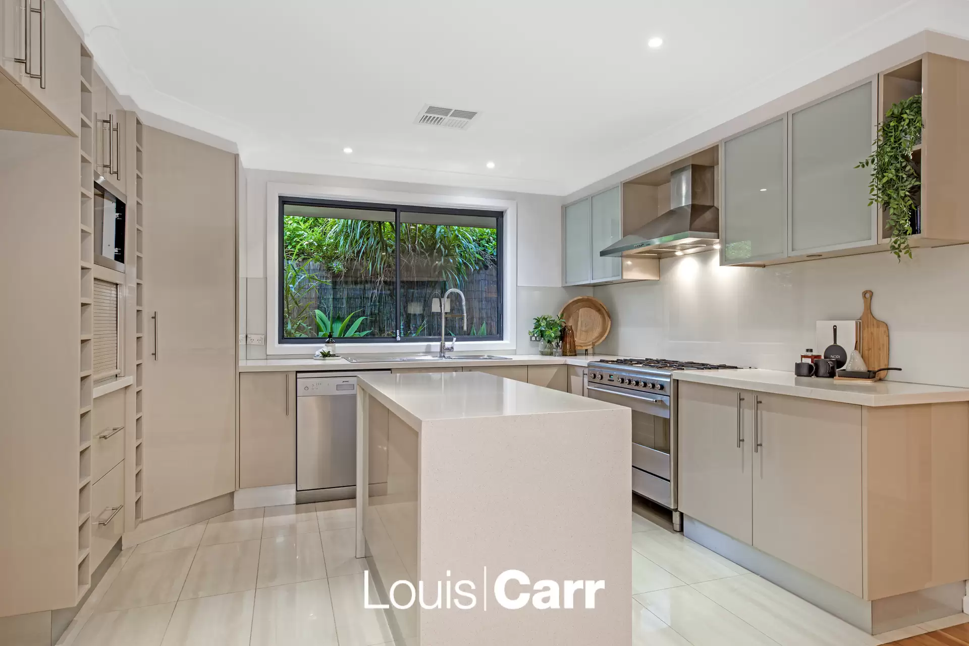 18 Chiltern Crescent, Castle Hill Sold by Louis Carr Real Estate - image 4