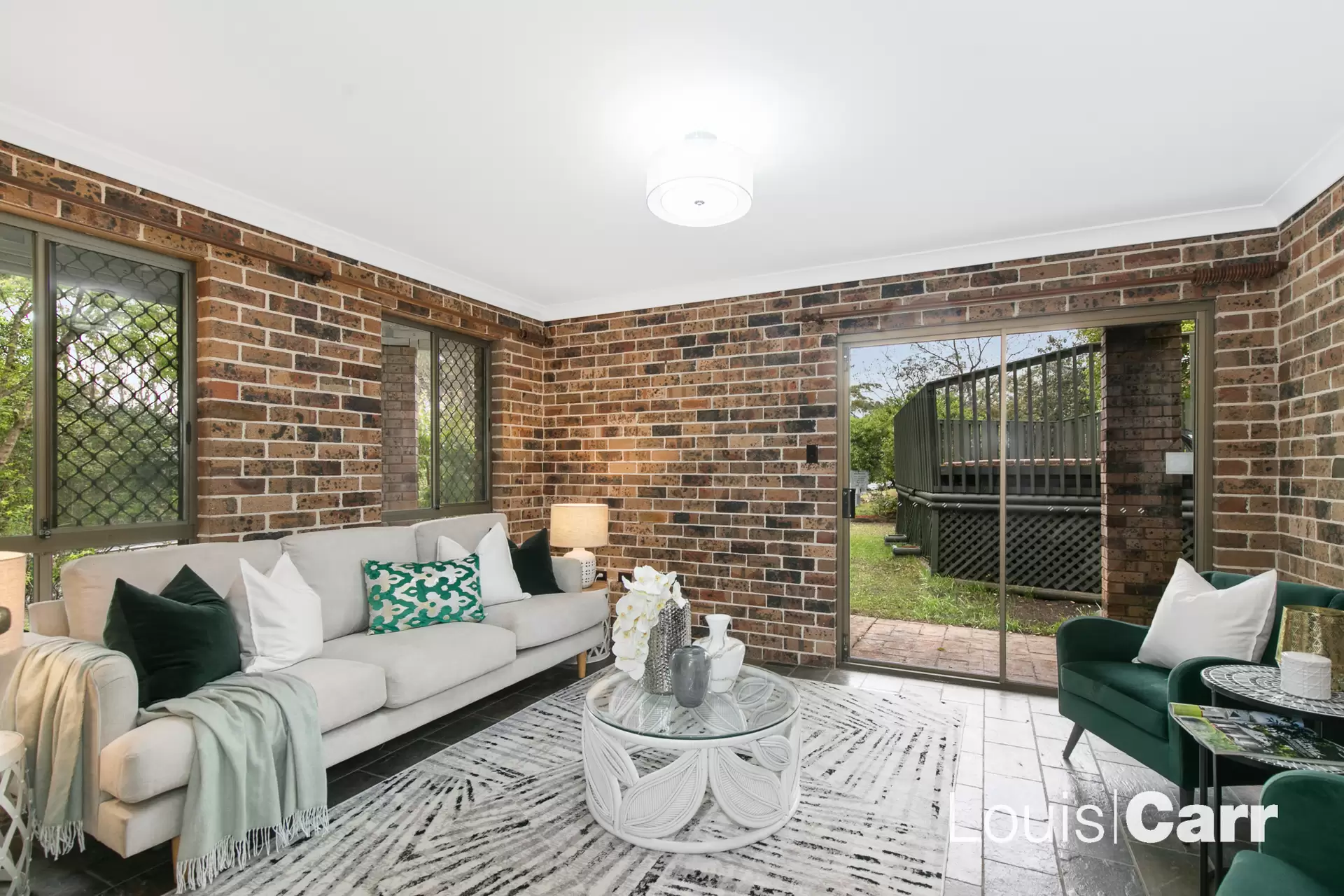 2 Hoya Place, Cherrybrook Sold by Louis Carr Real Estate - image 14