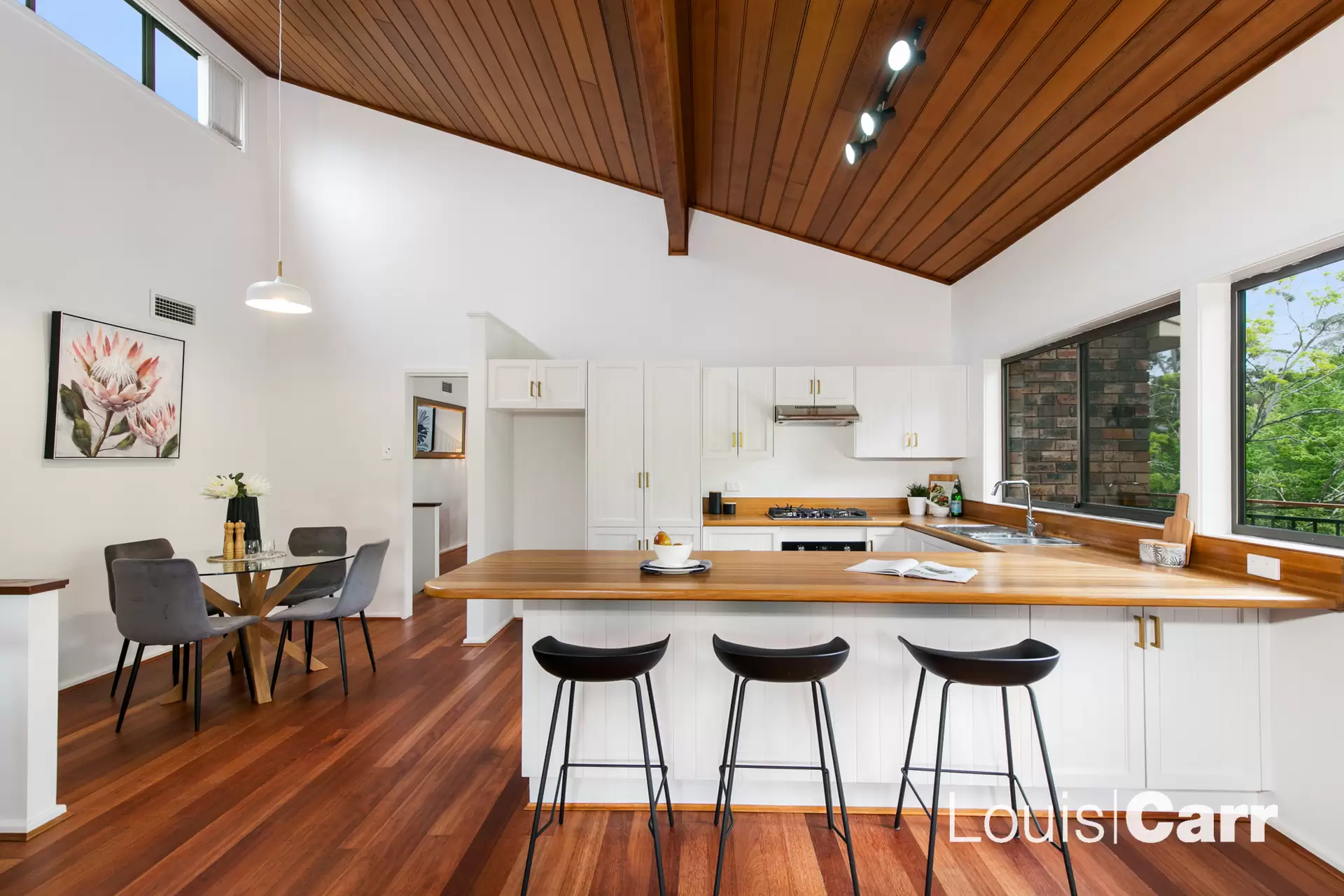2 Hoya Place, Cherrybrook Sold by Louis Carr Real Estate - image 3