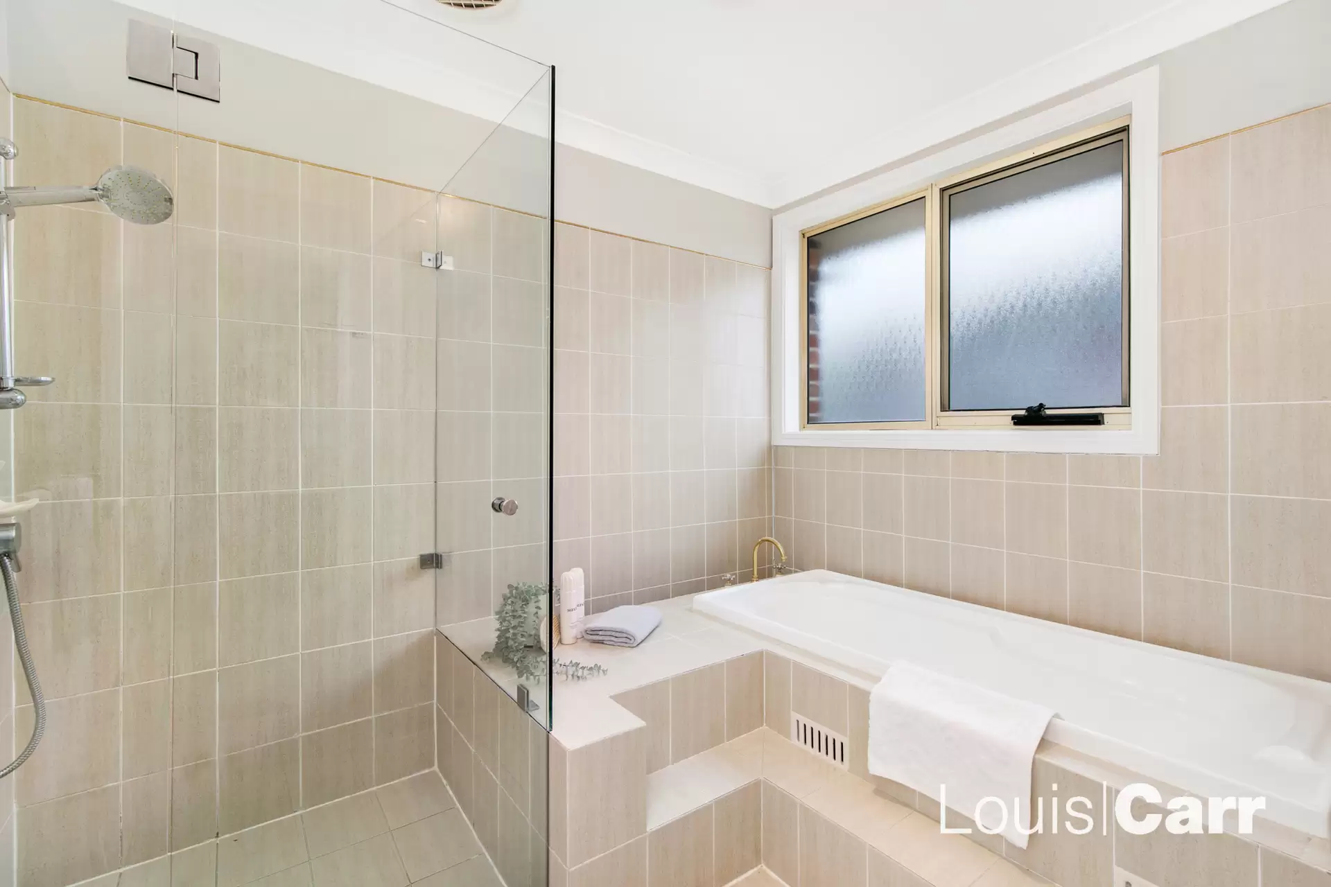 16 Ellerslie Drive, West Pennant Hills Sold by Louis Carr Real Estate - image 8