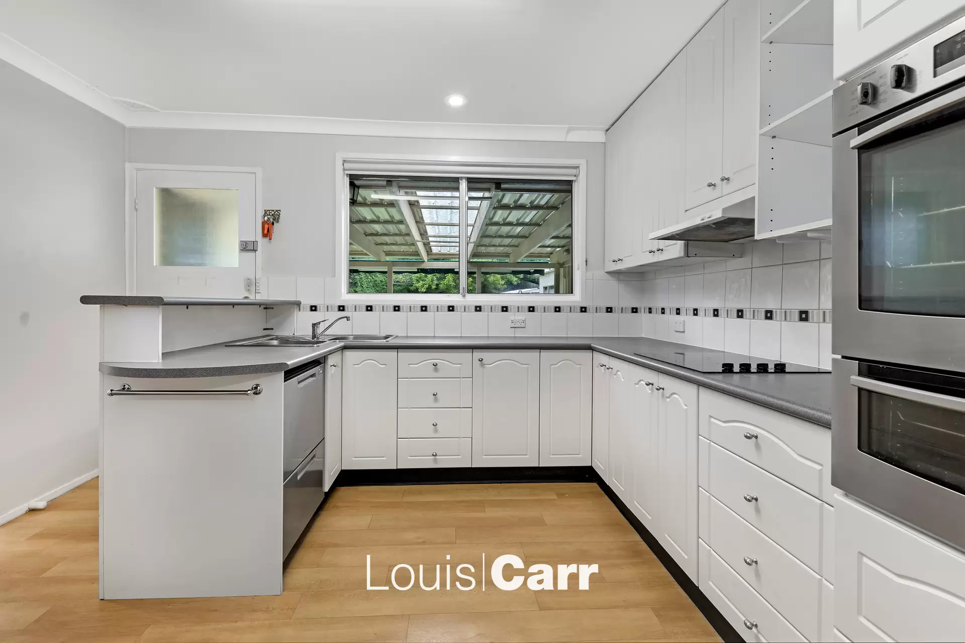 24 Waninga Road, Hornsby Heights Leased by Louis Carr Real Estate - image 2