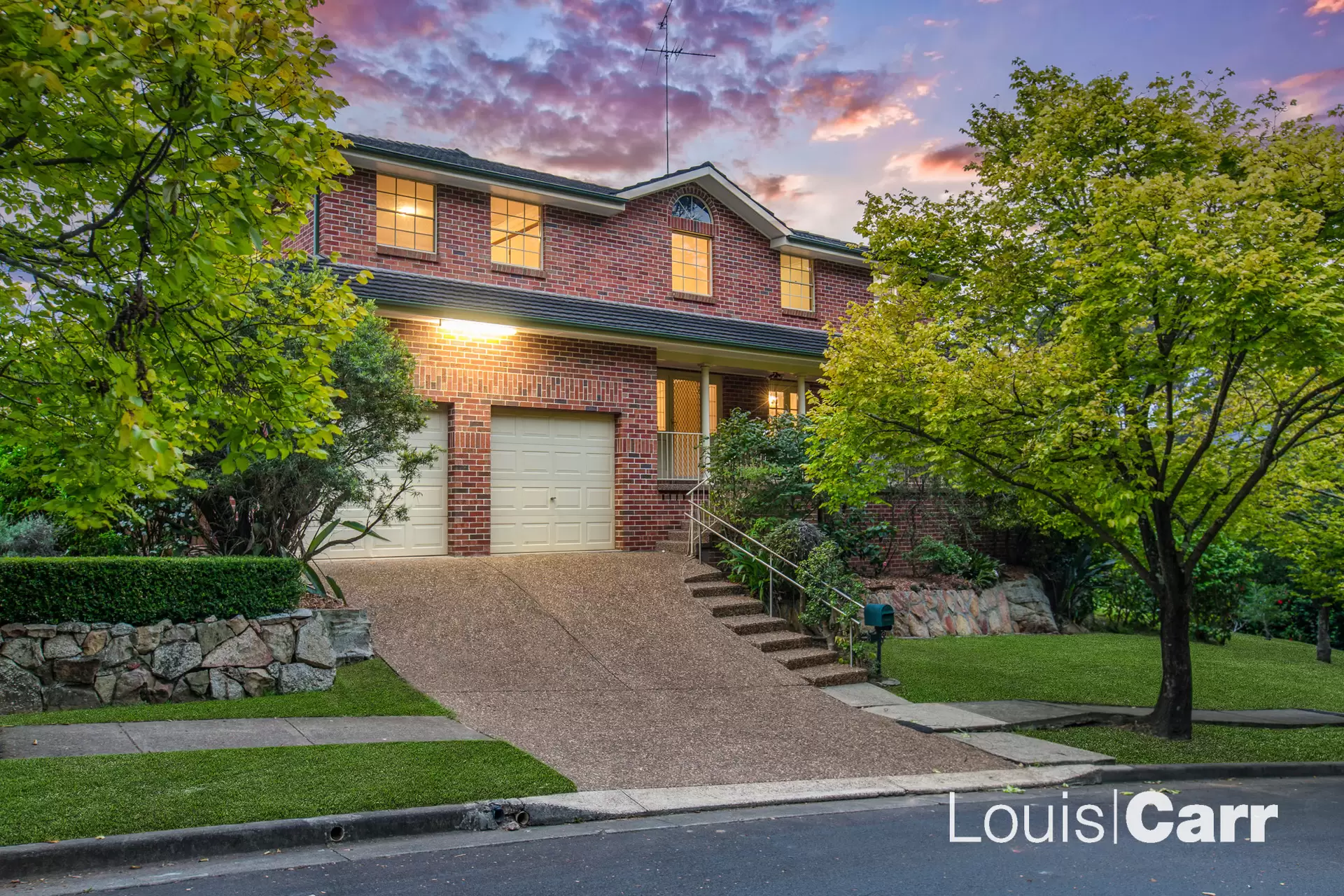 8 Childrey Place, Castle Hill Sold by Louis Carr Real Estate - image 1