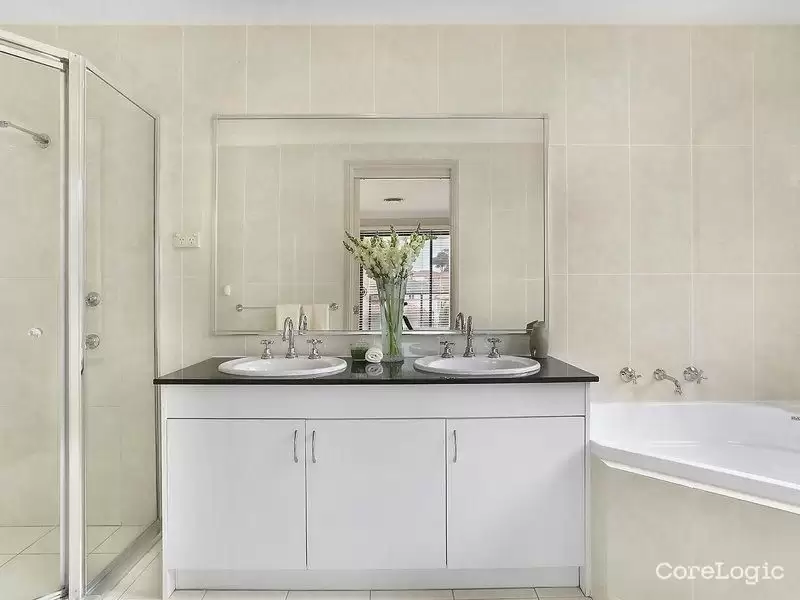 62 St Pauls Avenue, Castle Hill Leased by Louis Carr Real Estate - image 6