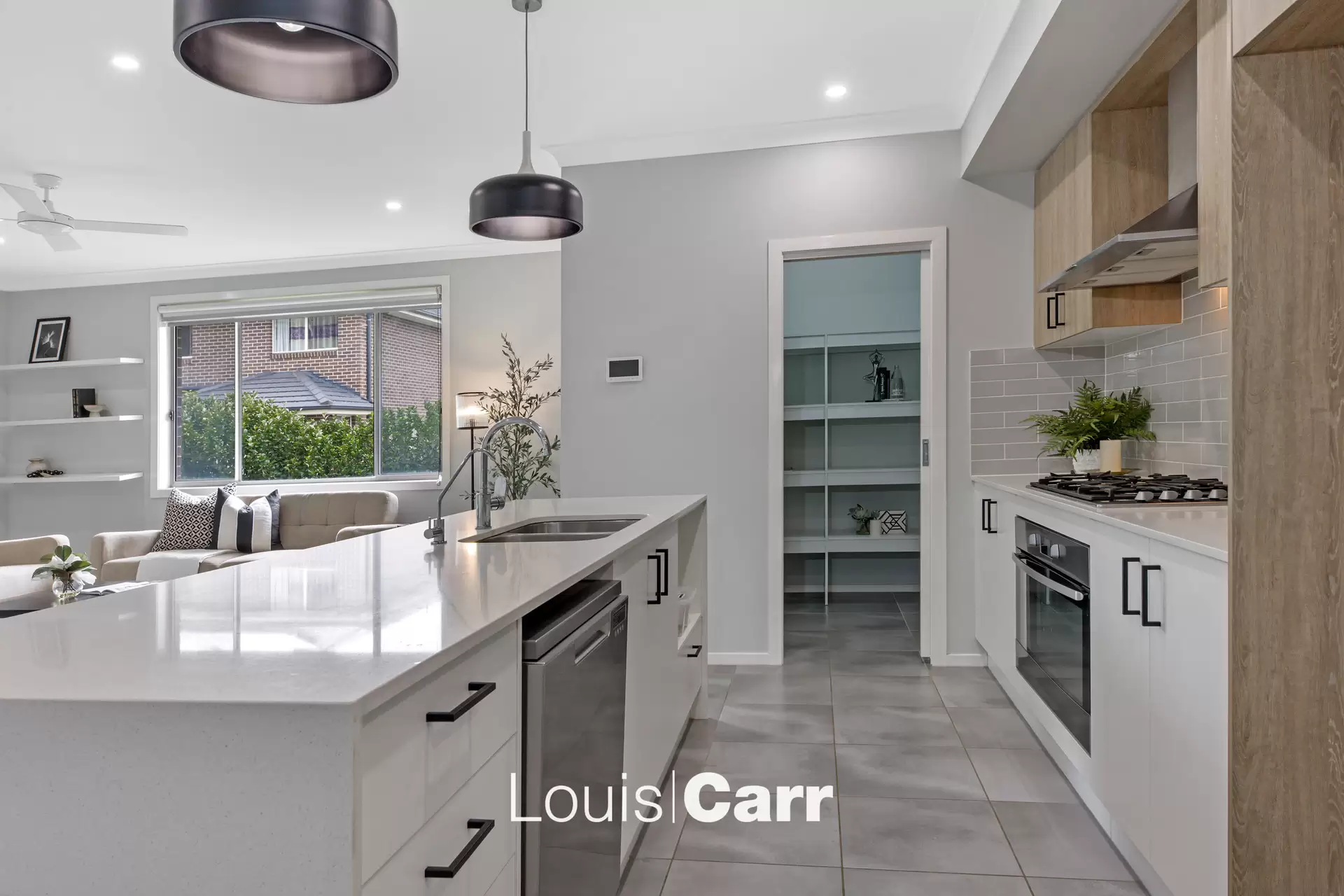 4 Ballinger Avenue, Grantham Farm Sold by Louis Carr Real Estate - image 2
