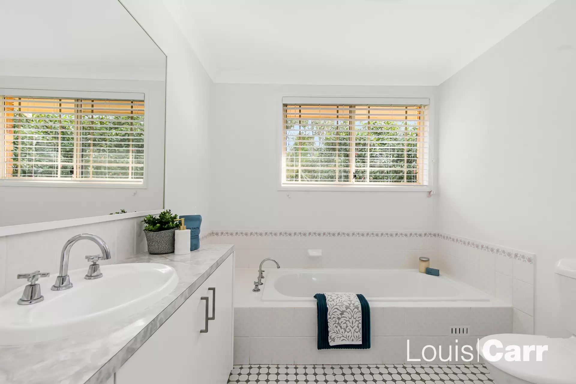 52a Thomas Wilkinson Avenue, Dural Sold by Louis Carr Real Estate - image 8