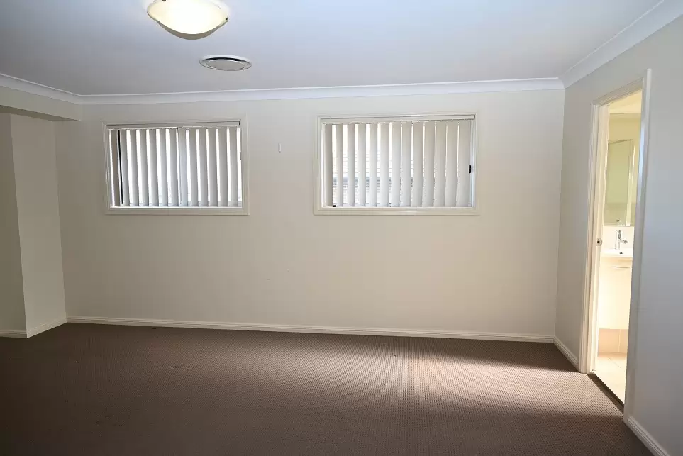 15 Wembley Avenue, North Kellyville Leased by Louis Carr Real Estate - image 8