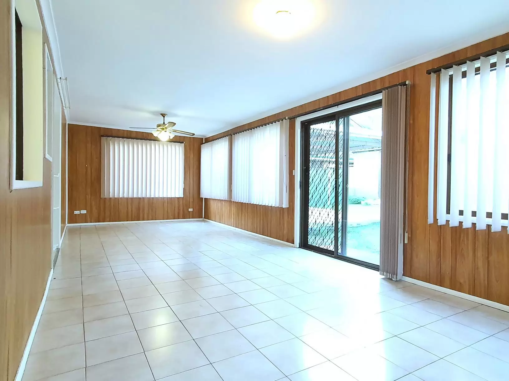 178 James Cook Drive, Kings Langley Leased by Louis Carr Real Estate - image 10