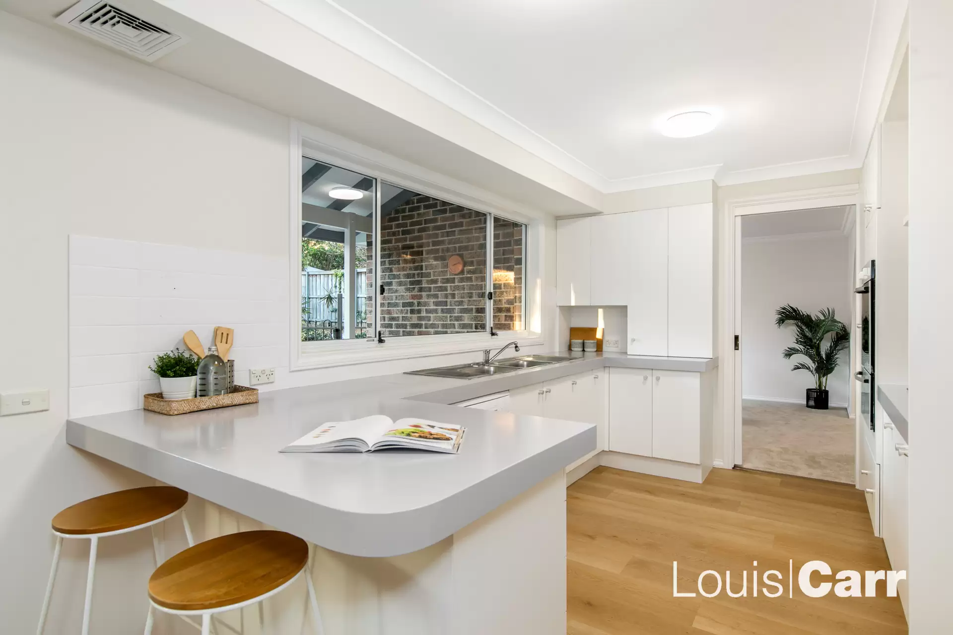 41 Tamarisk Crescent, Cherrybrook Sold by Louis Carr Real Estate - image 4