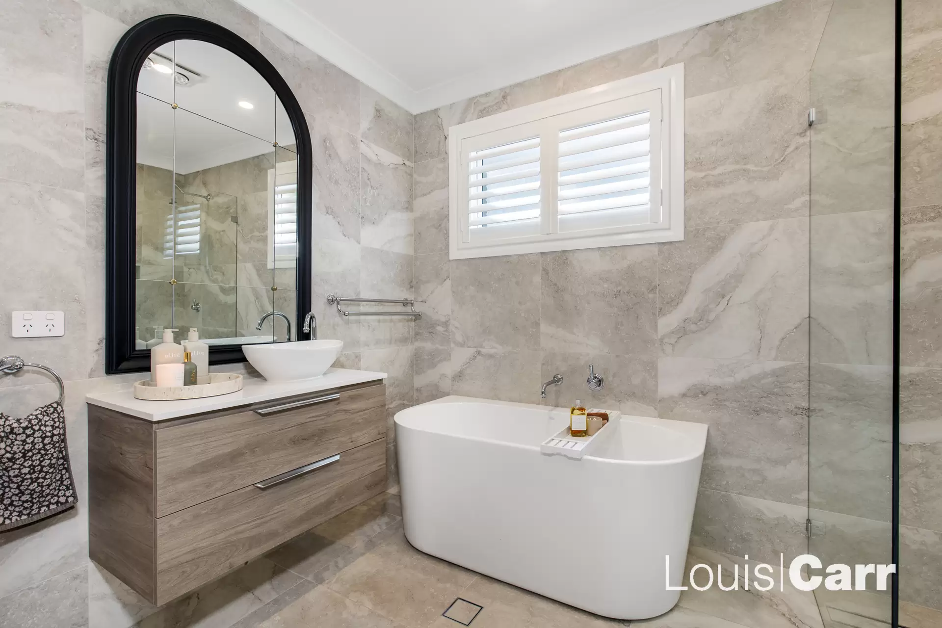 17 Hyland Avenue, West Pennant Hills Sold by Louis Carr Real Estate - image 8