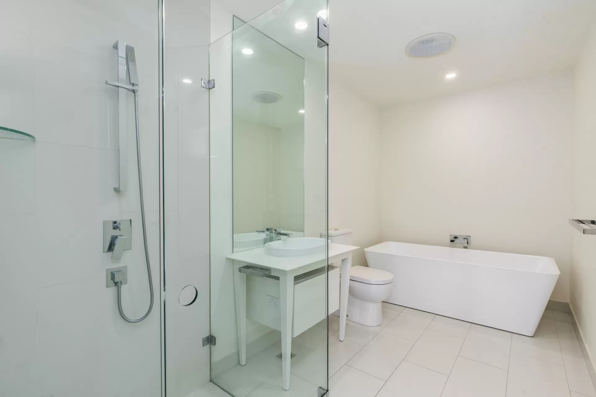 38 Messenger Street, North Kellyville Leased by Louis Carr Real Estate - image 5