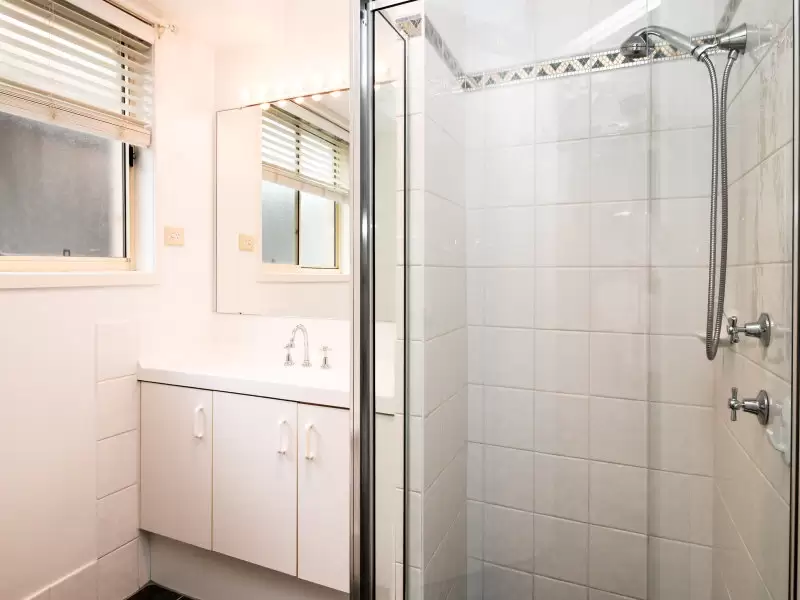 14 Mowbray Close, Castle Hill Leased by Louis Carr Real Estate - image 8