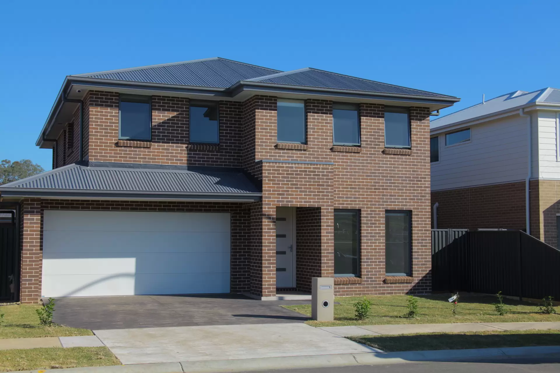 23 Monmouth Drive, Box Hill Leased by Louis Carr Real Estate - image 1
