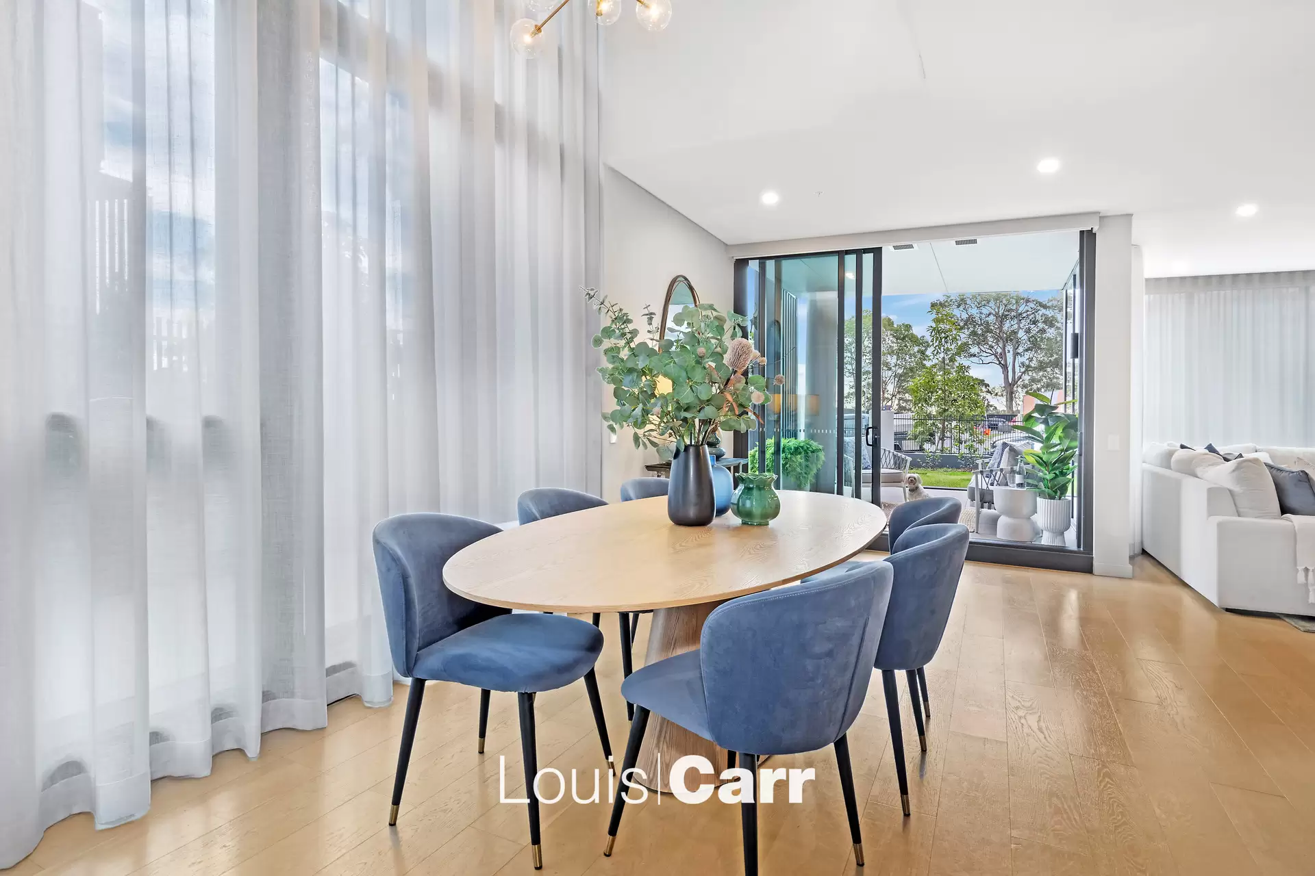 123/5 Fishburn Crescent, Castle Hill Sold by Louis Carr Real Estate - image 4
