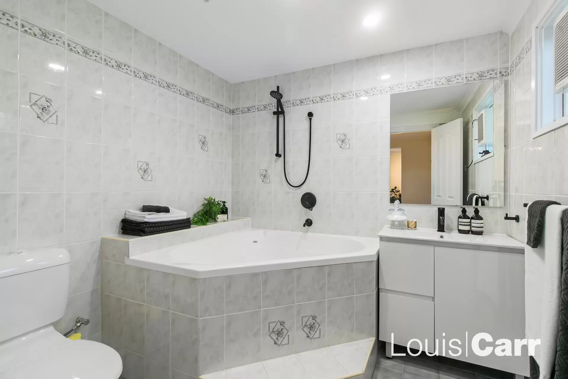 2 Mundon Place, West Pennant Hills Sold by Louis Carr Real Estate - image 5