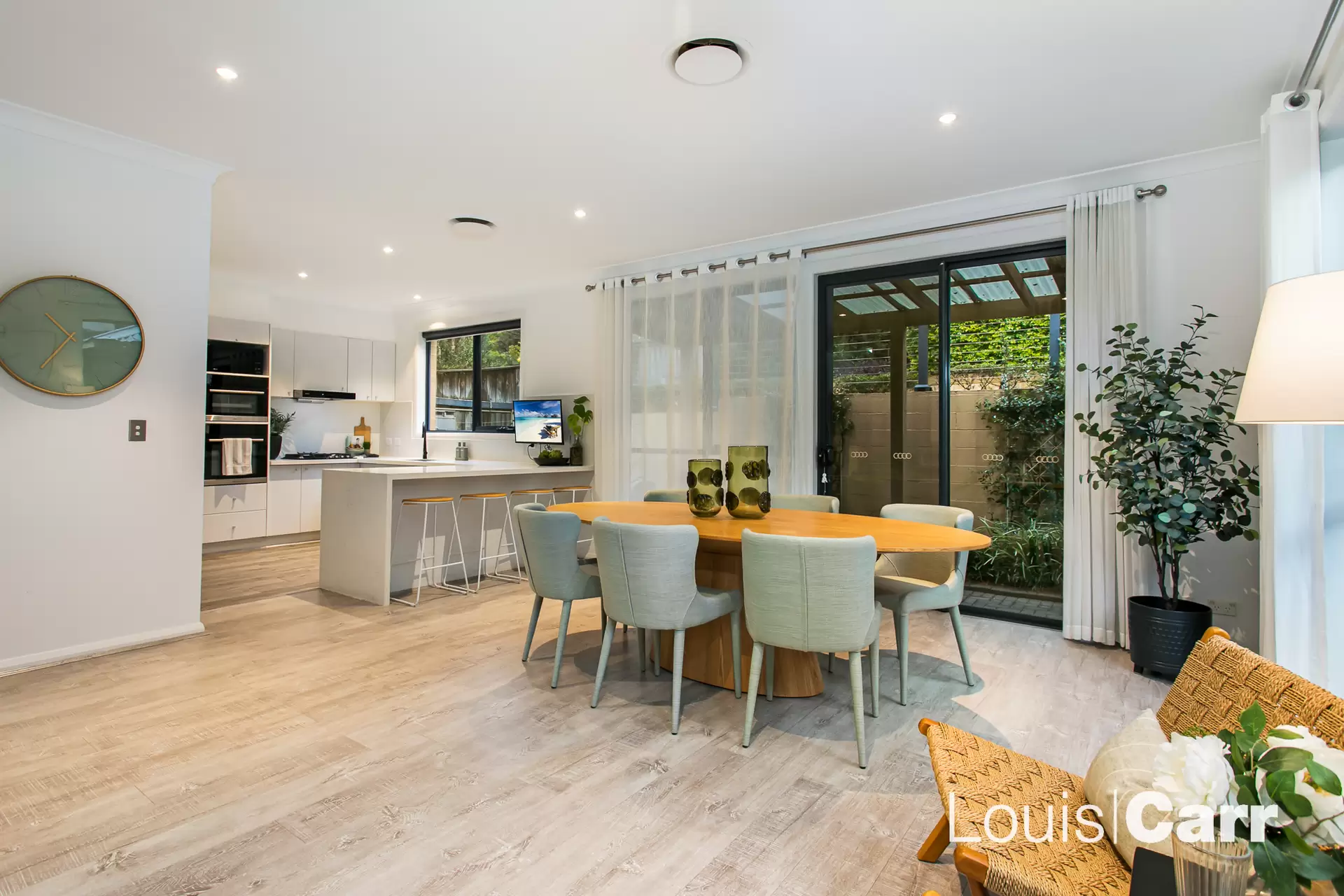 49 Peartree Circuit, West Pennant Hills Sold by Louis Carr Real Estate - image 3
