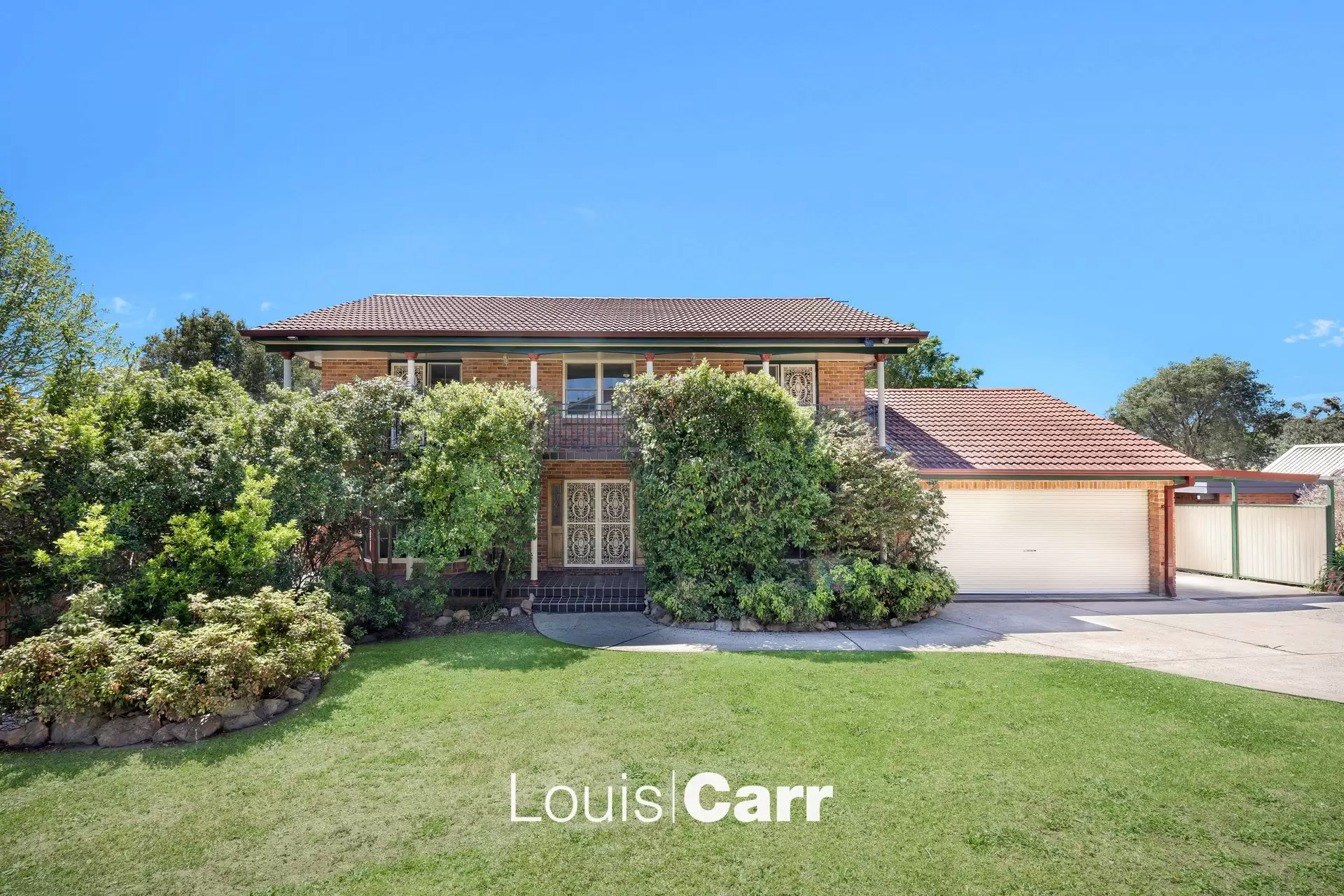 42 Fishburn Crescent, Castle Hill Sold by Louis Carr Real Estate - image 1