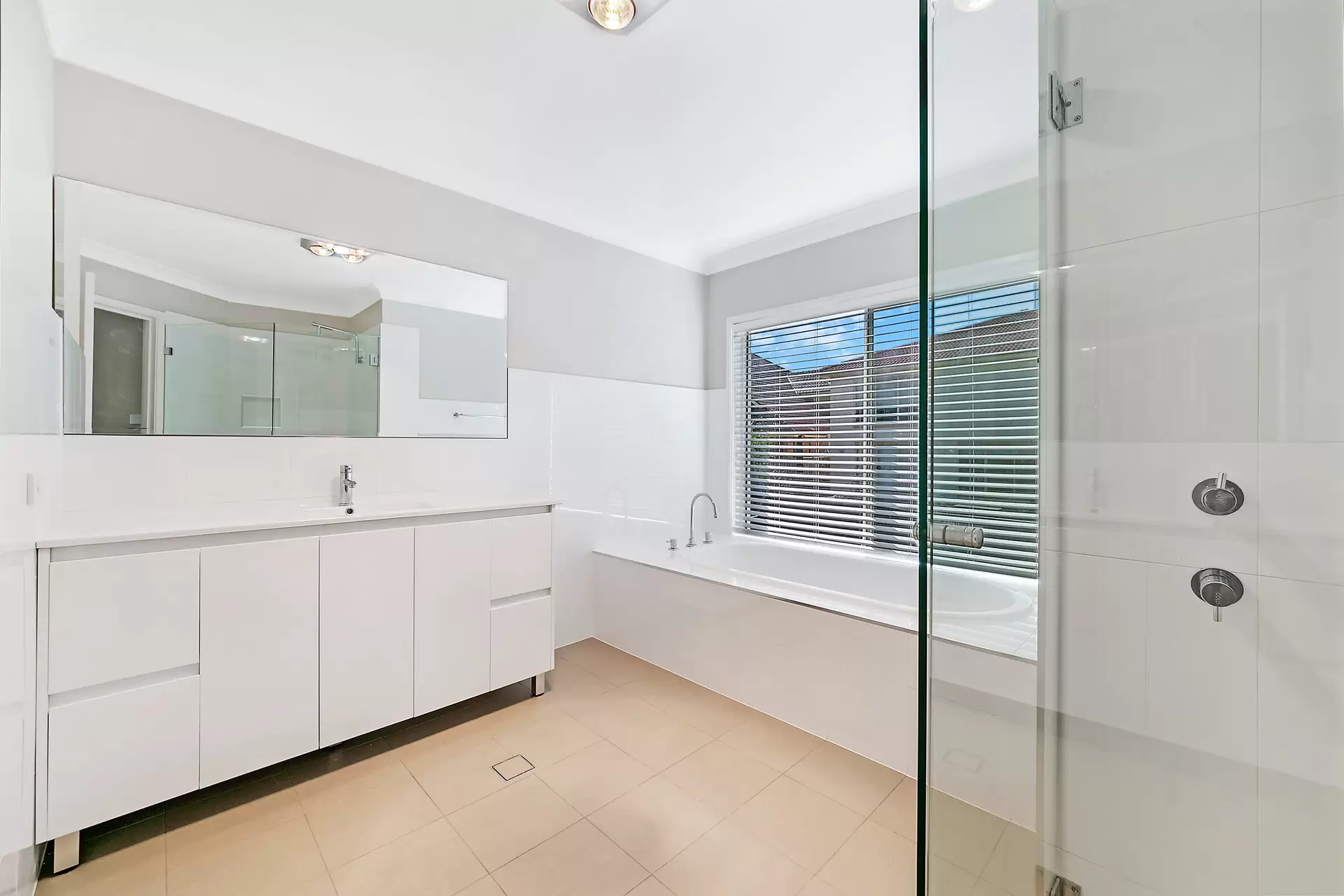 97 Sanctuary Drive, Beaumont Hills Leased by Louis Carr Real Estate - image 8