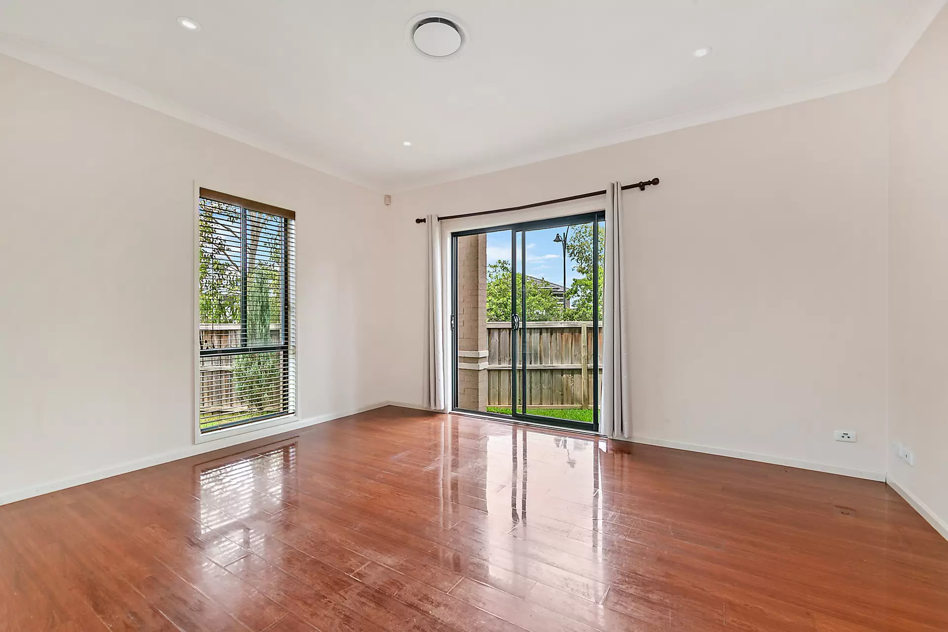 30 Morgan Place, Beaumont Hills Leased by Louis Carr Real Estate - image 6
