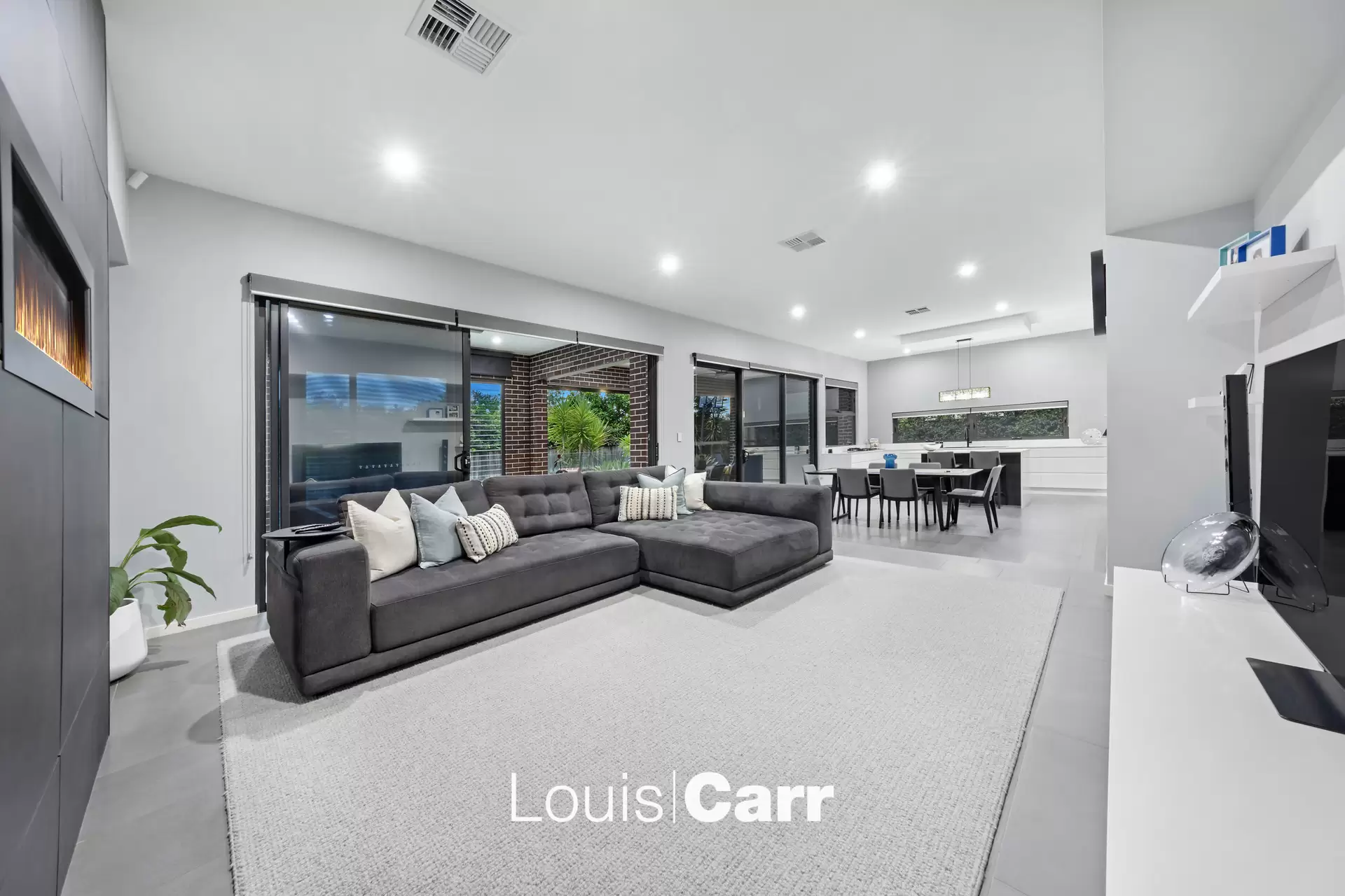 59 Myles Crescent, North Kellyville Sold by Louis Carr Real Estate - image 10