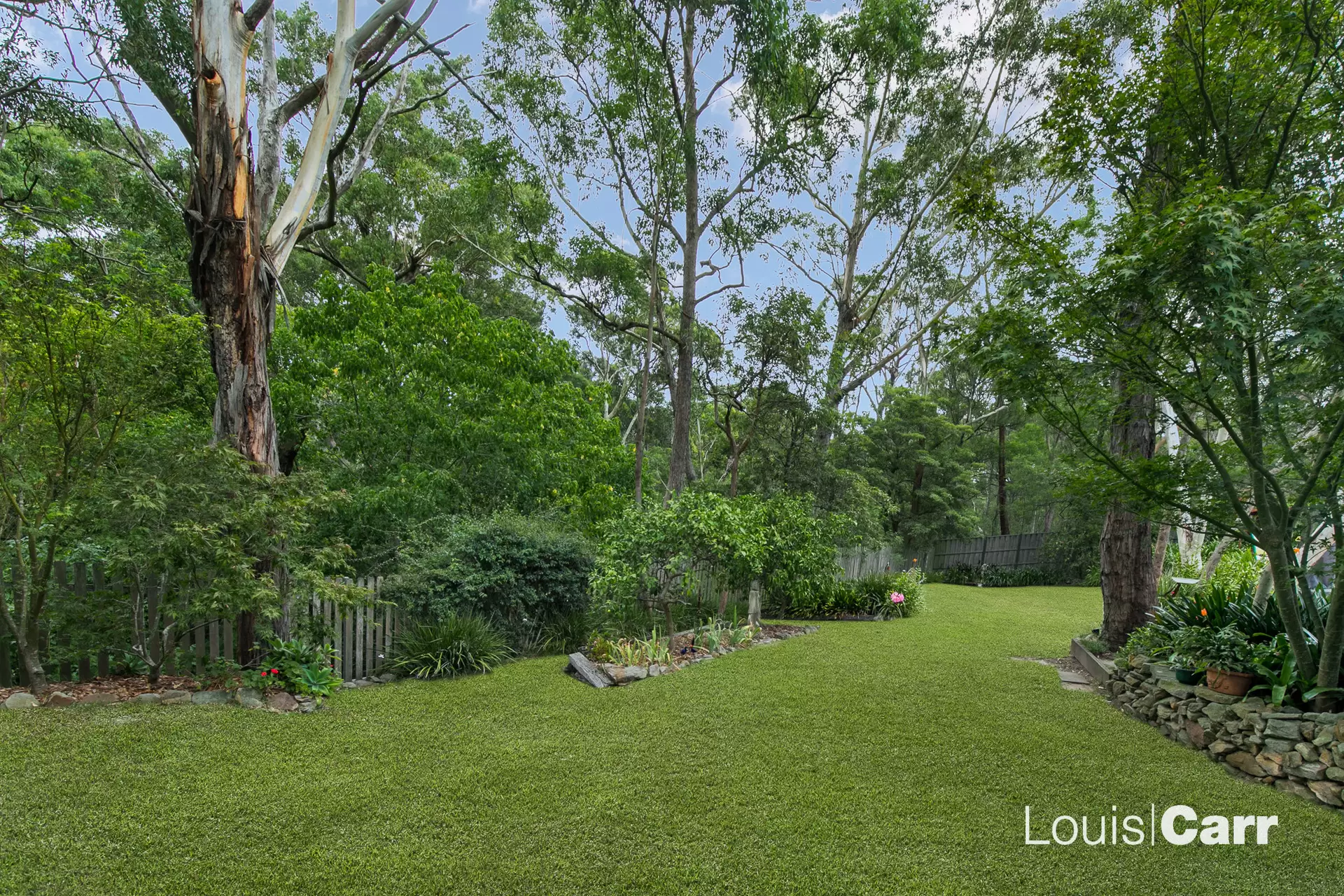 11 Knightsbridge Place, Castle Hill For Sale by Louis Carr Real Estate - image 19